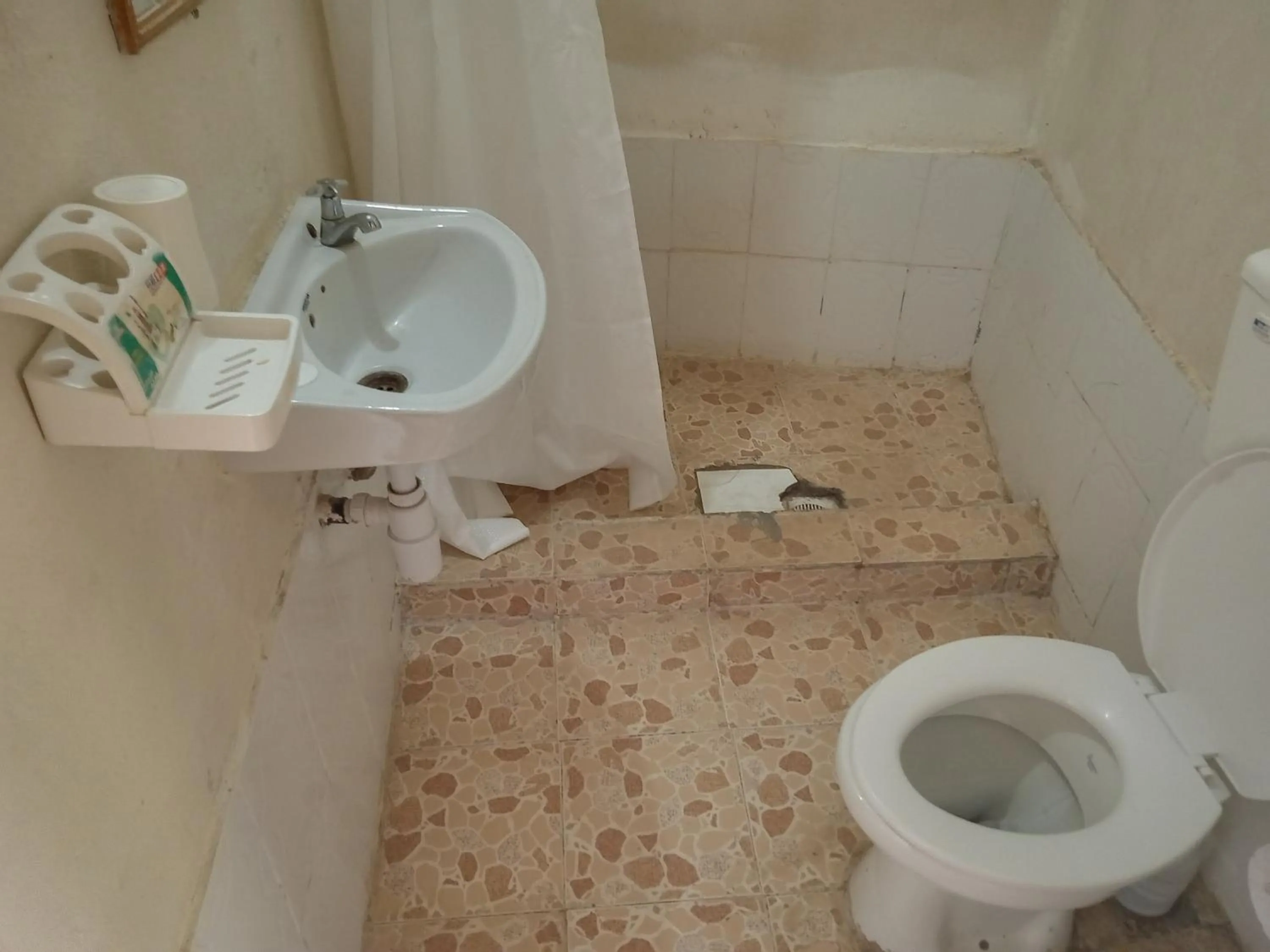 Bathroom in Triple Eden Resort - Naivasha