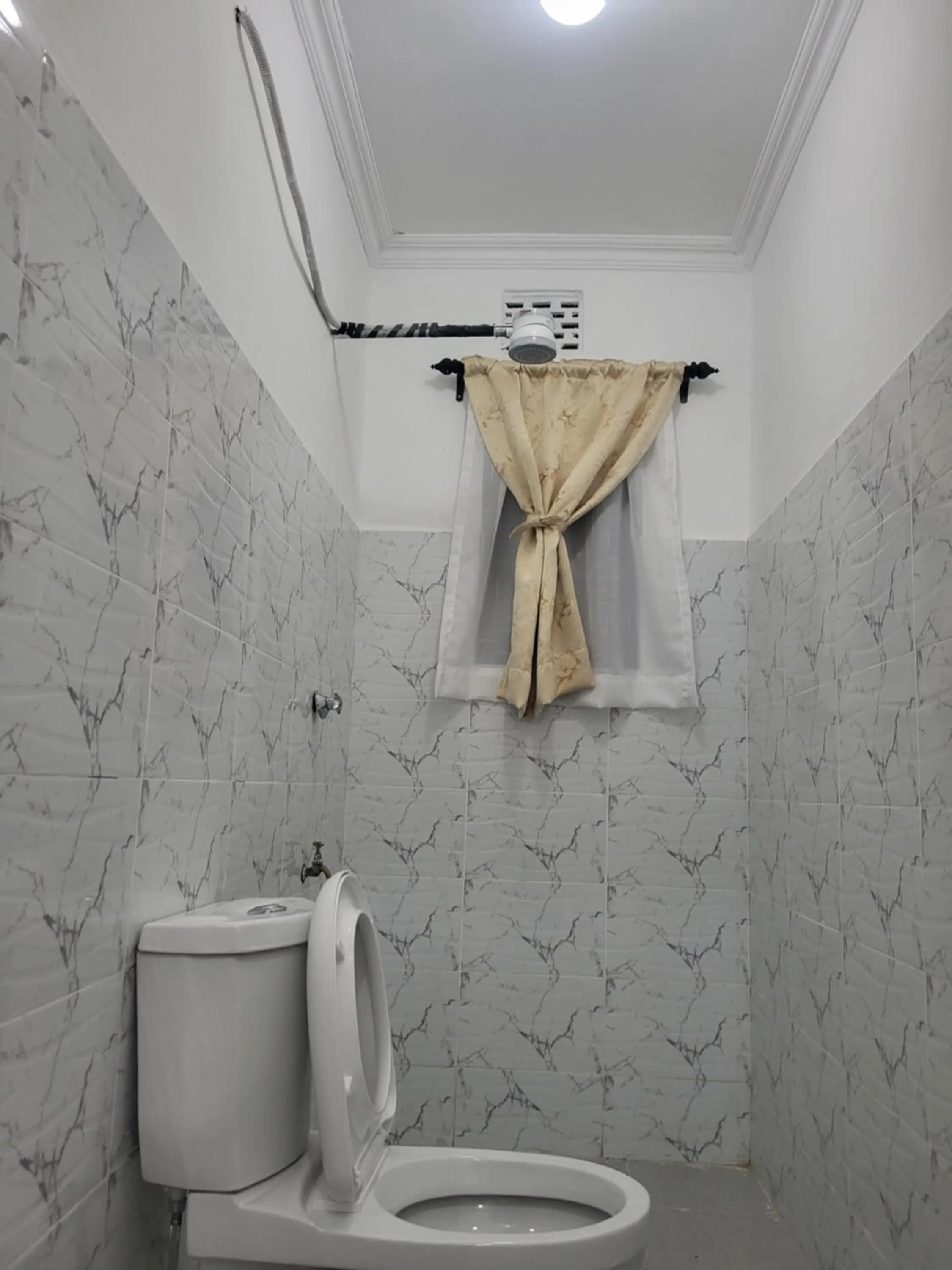 Toilet in Triple Eden Resort - Naivasha