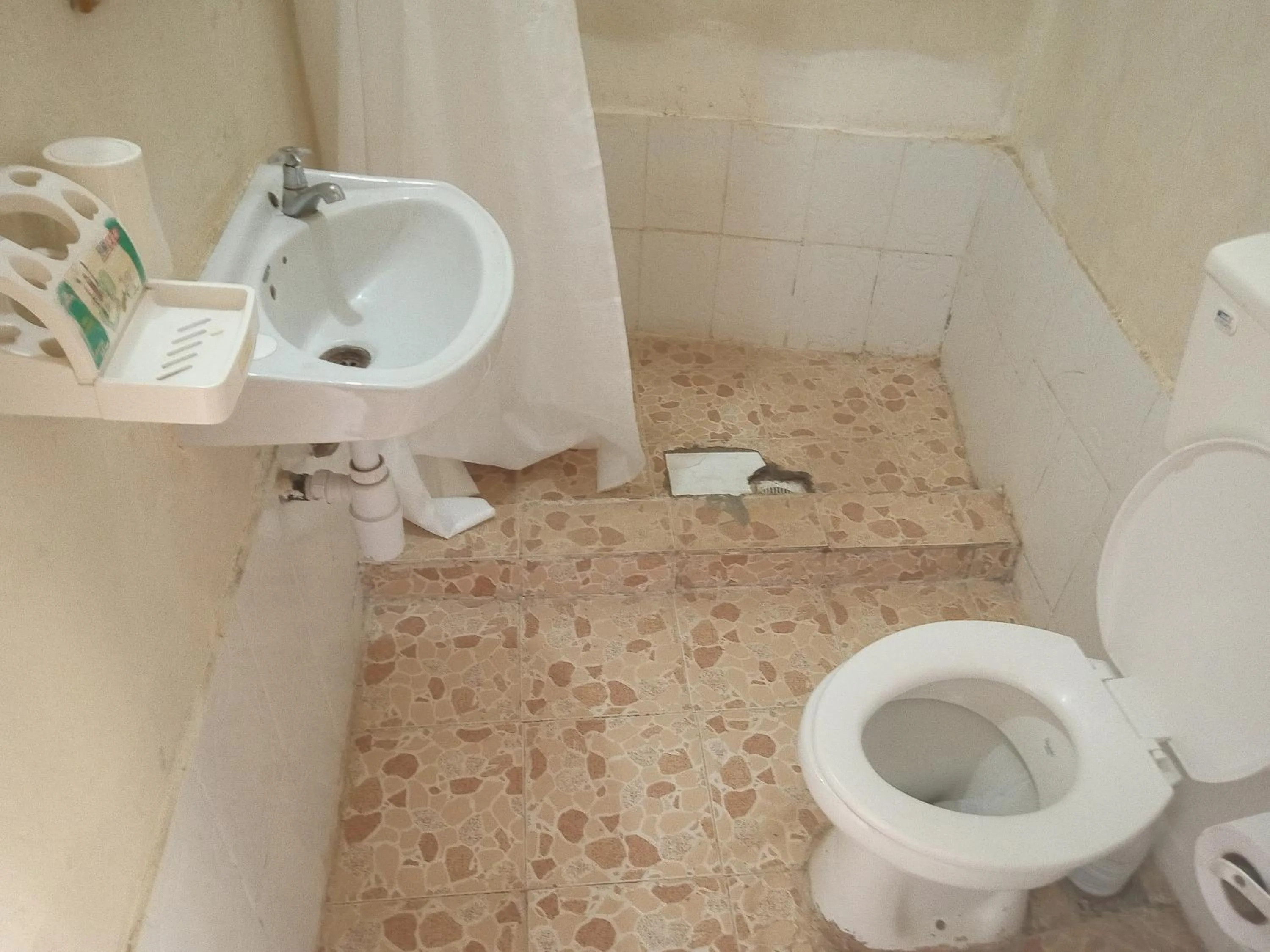 Bathroom in Triple Eden Resort - Naivasha