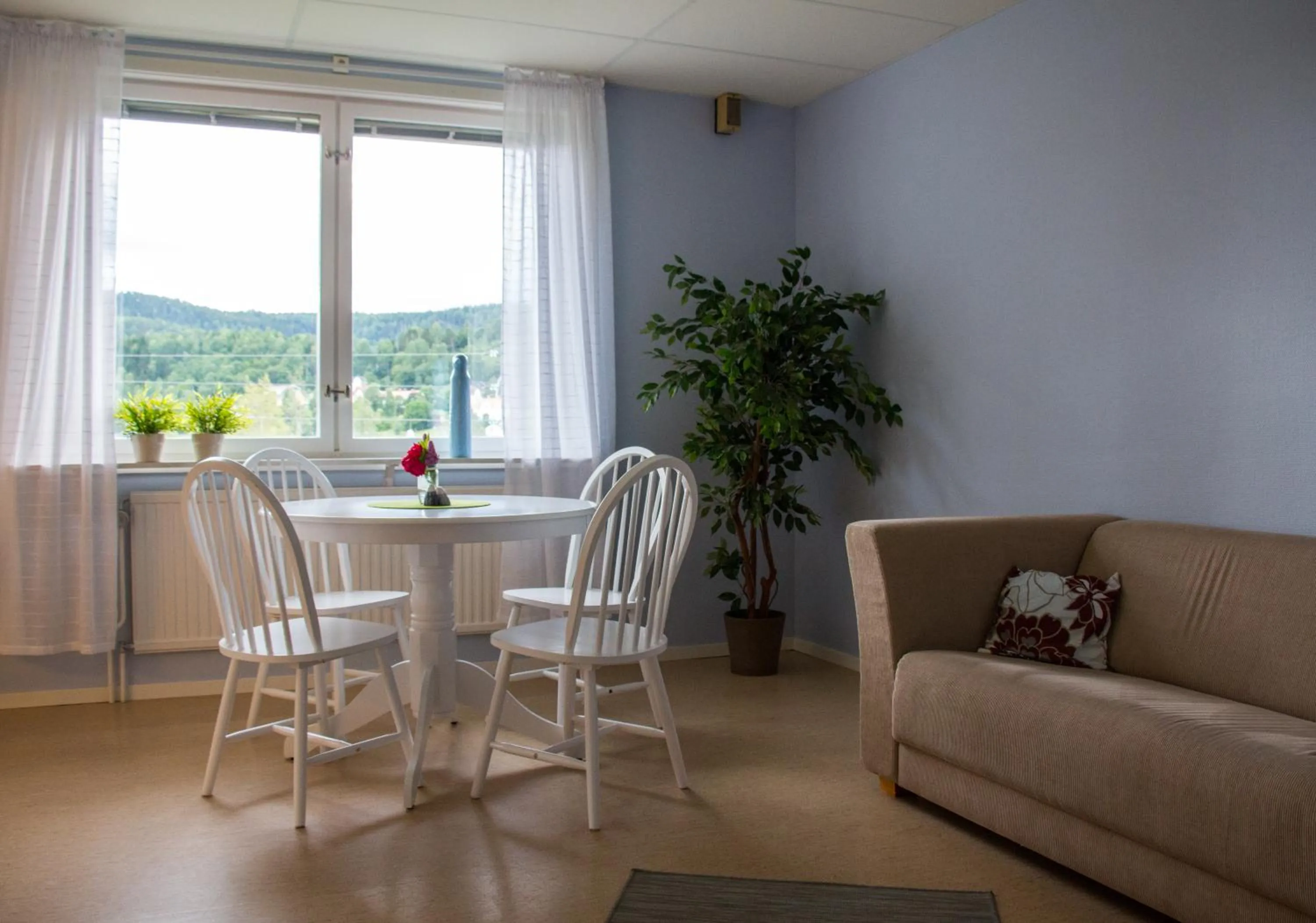 Communal kitchen in Docksta Hotell