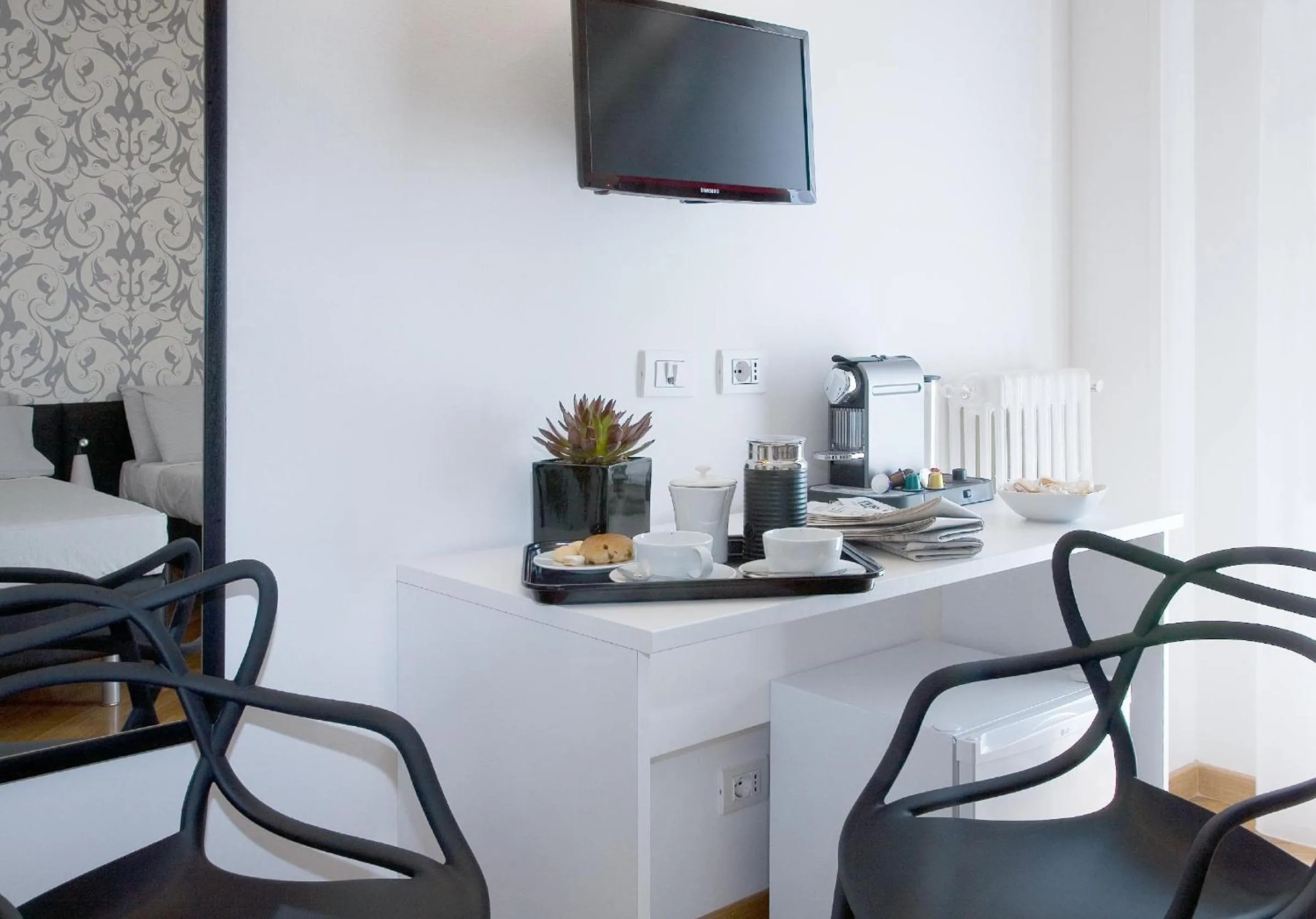 Photo of the whole room in Viasparano B&B