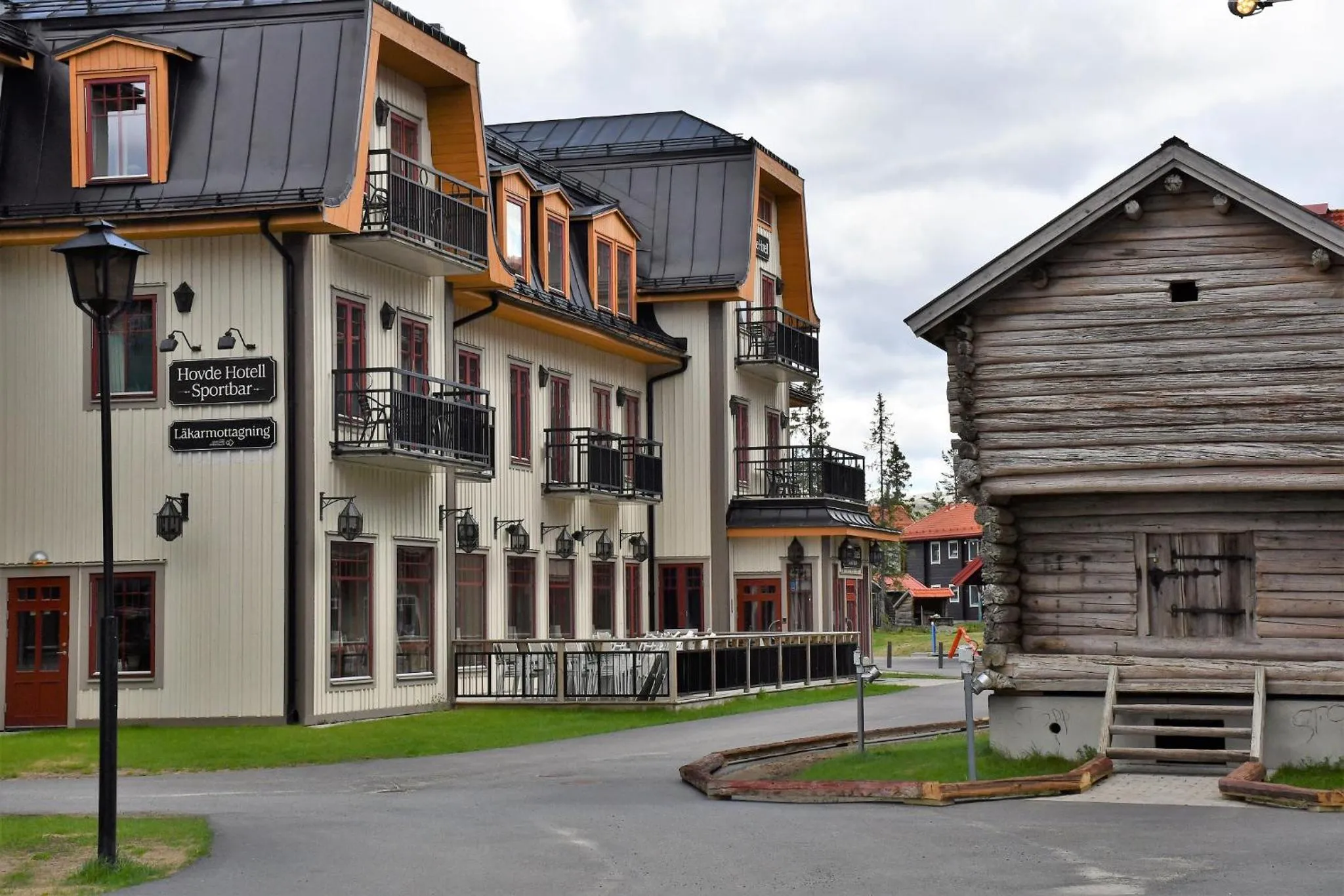 Property building in Hovde Hotell