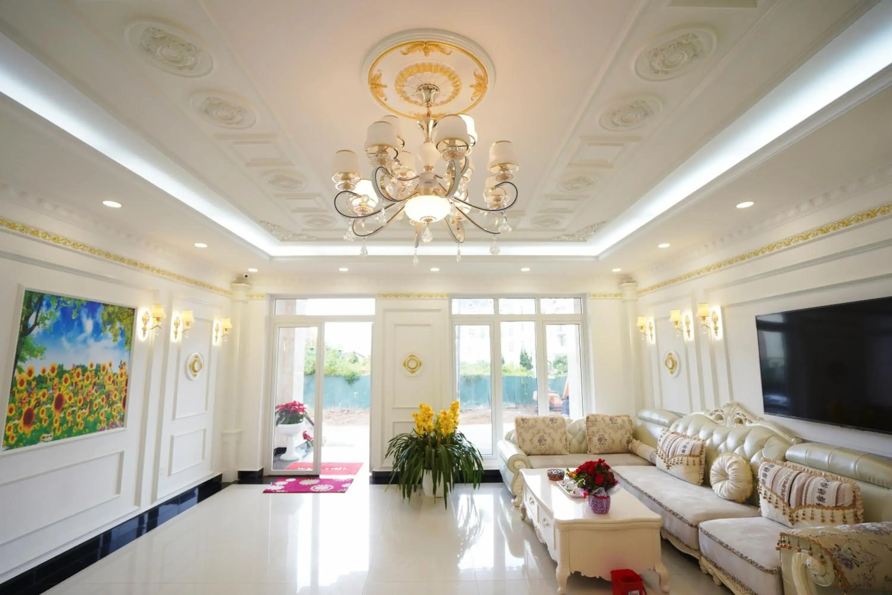 Standard Double Room in Thuy Duong Hotel Standard Double Room in Thuy Duong Hotel