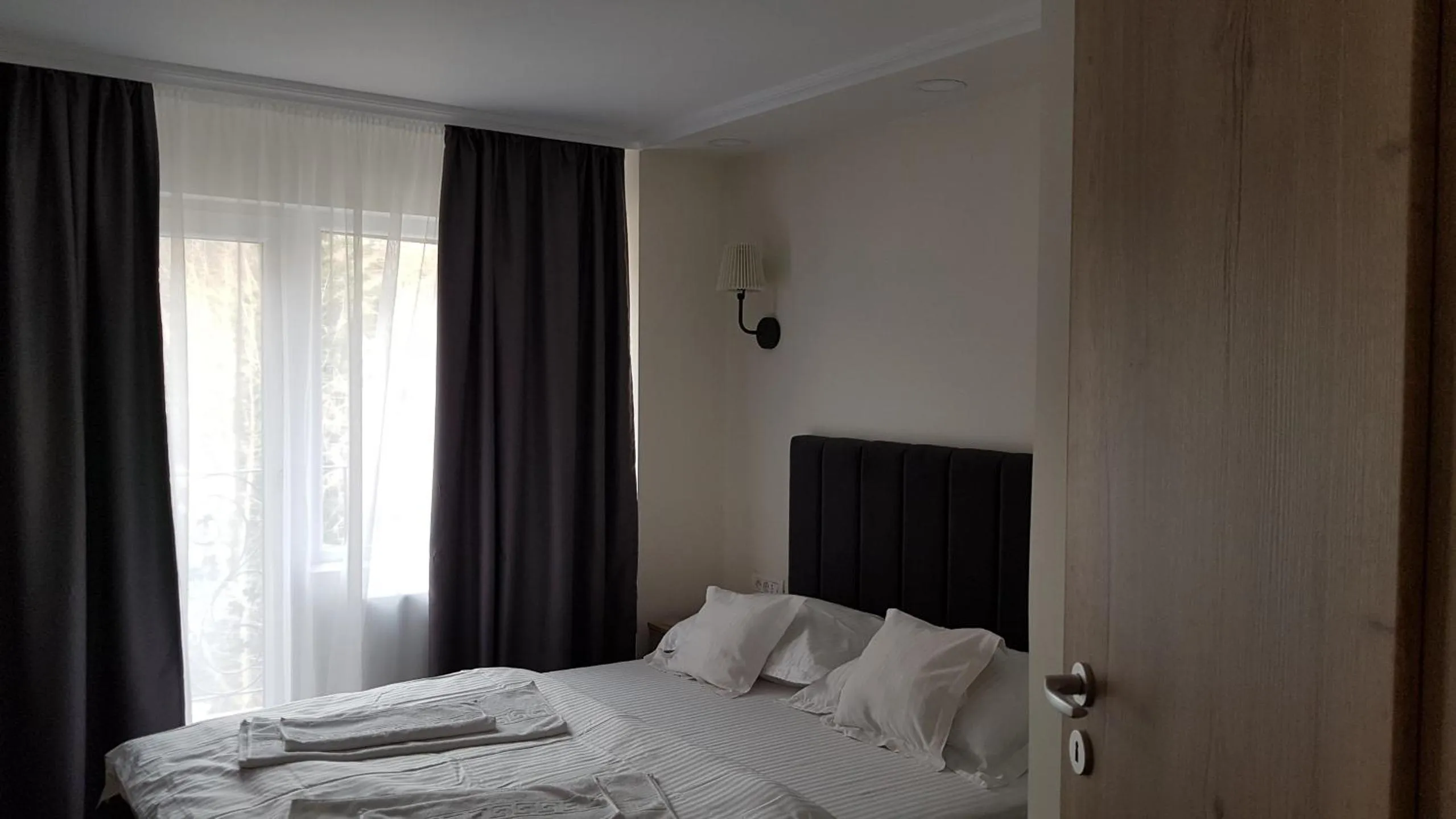 Bed in Pensiunea Ana Maria