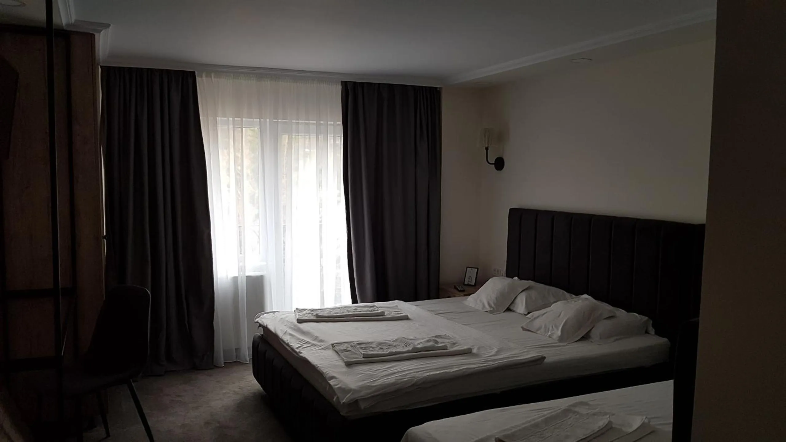 Bed in Pensiunea Ana Maria