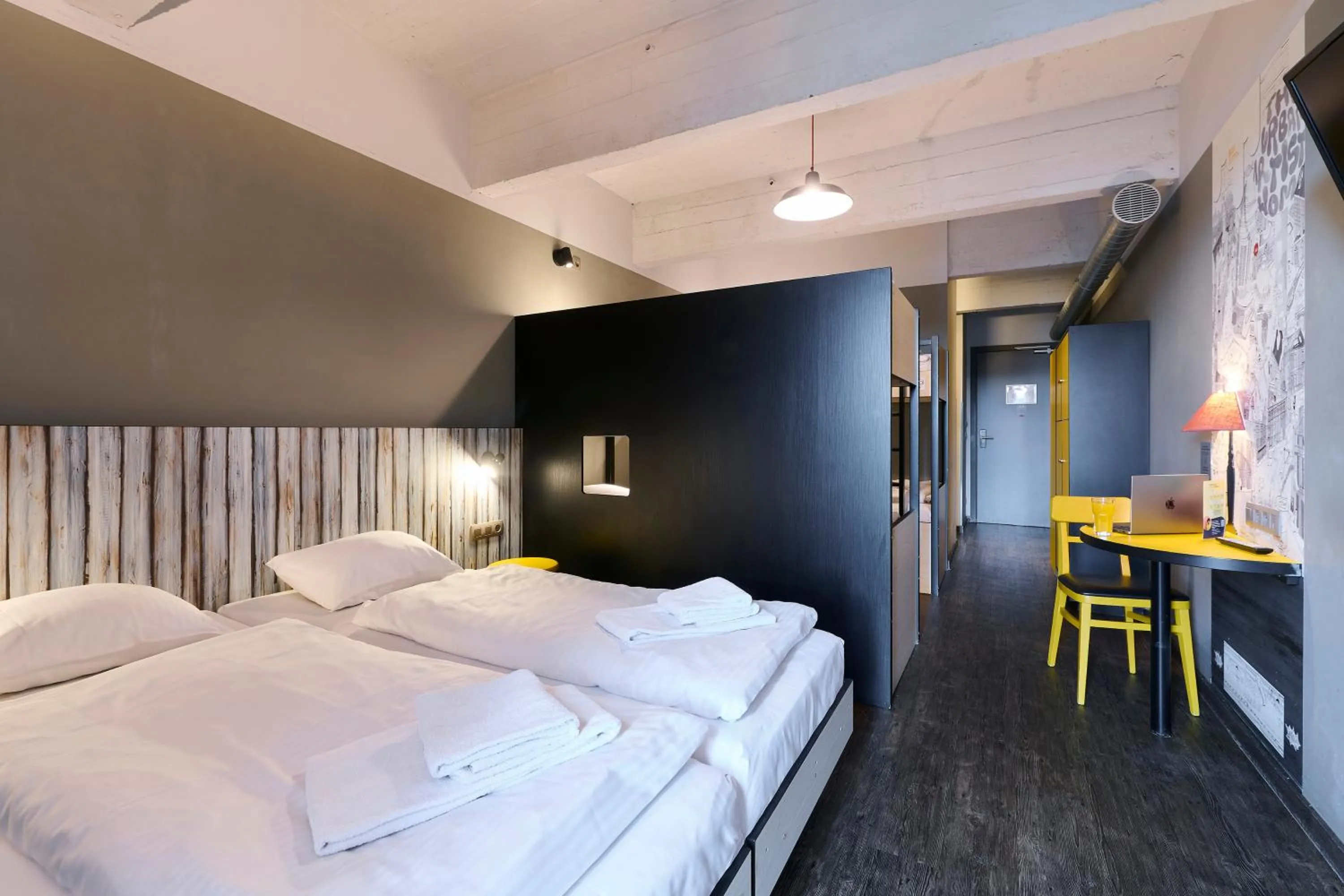 Bedroom, Bed in MEININGER Hotels Bruxelles City Center