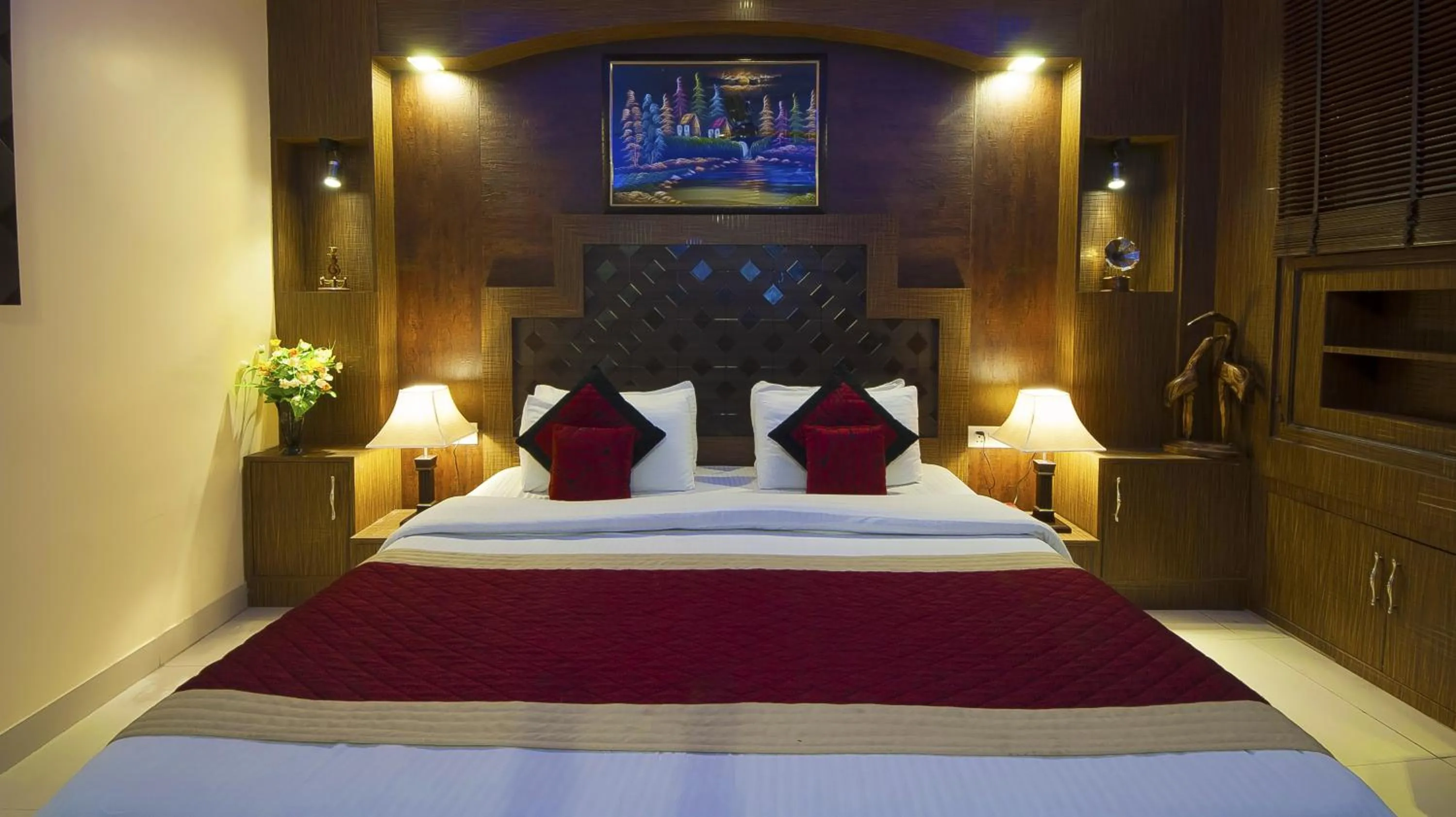 Bedroom in Airport Hotel Vishal Residency
