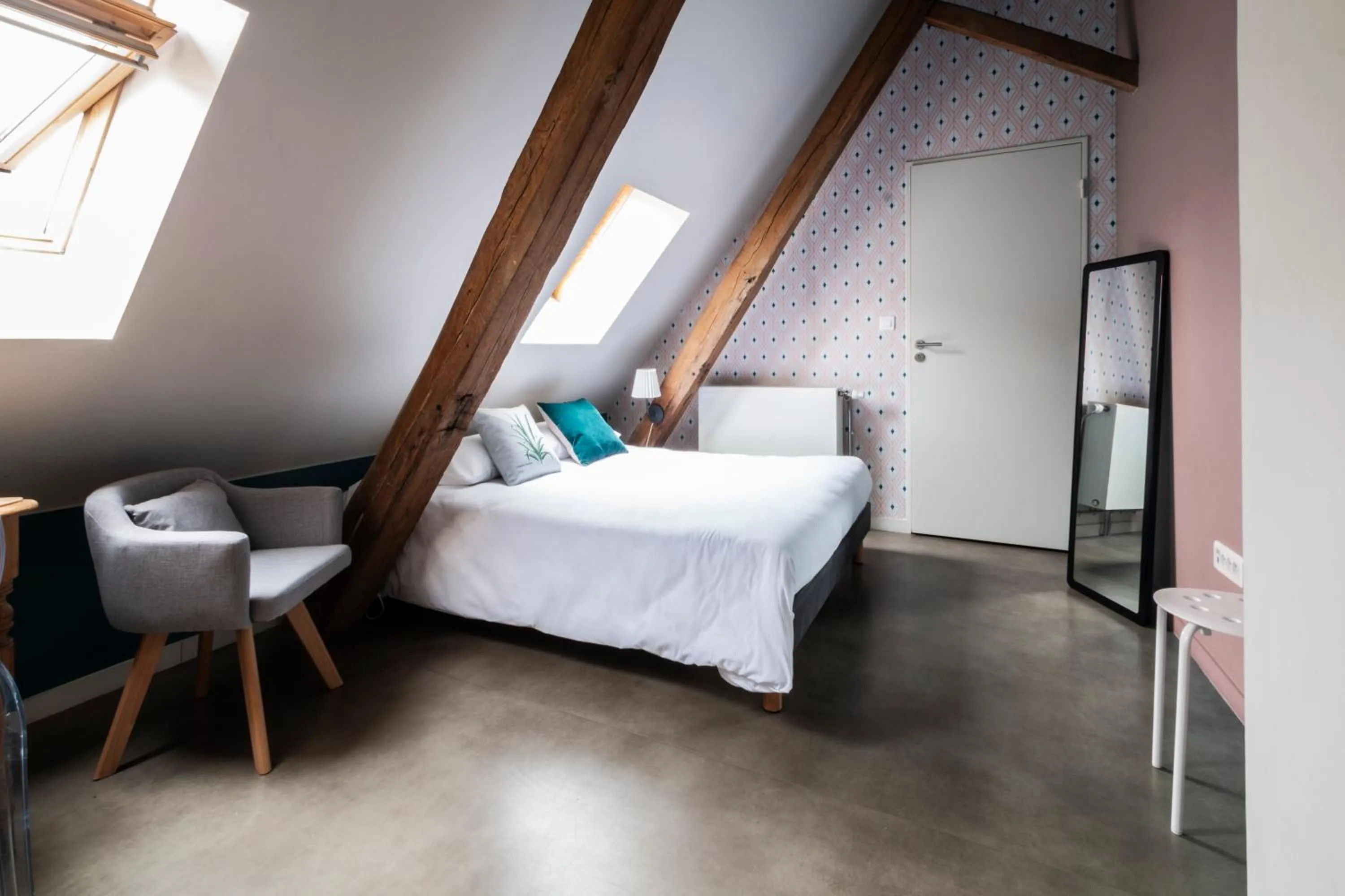 Bed in The People - Lille