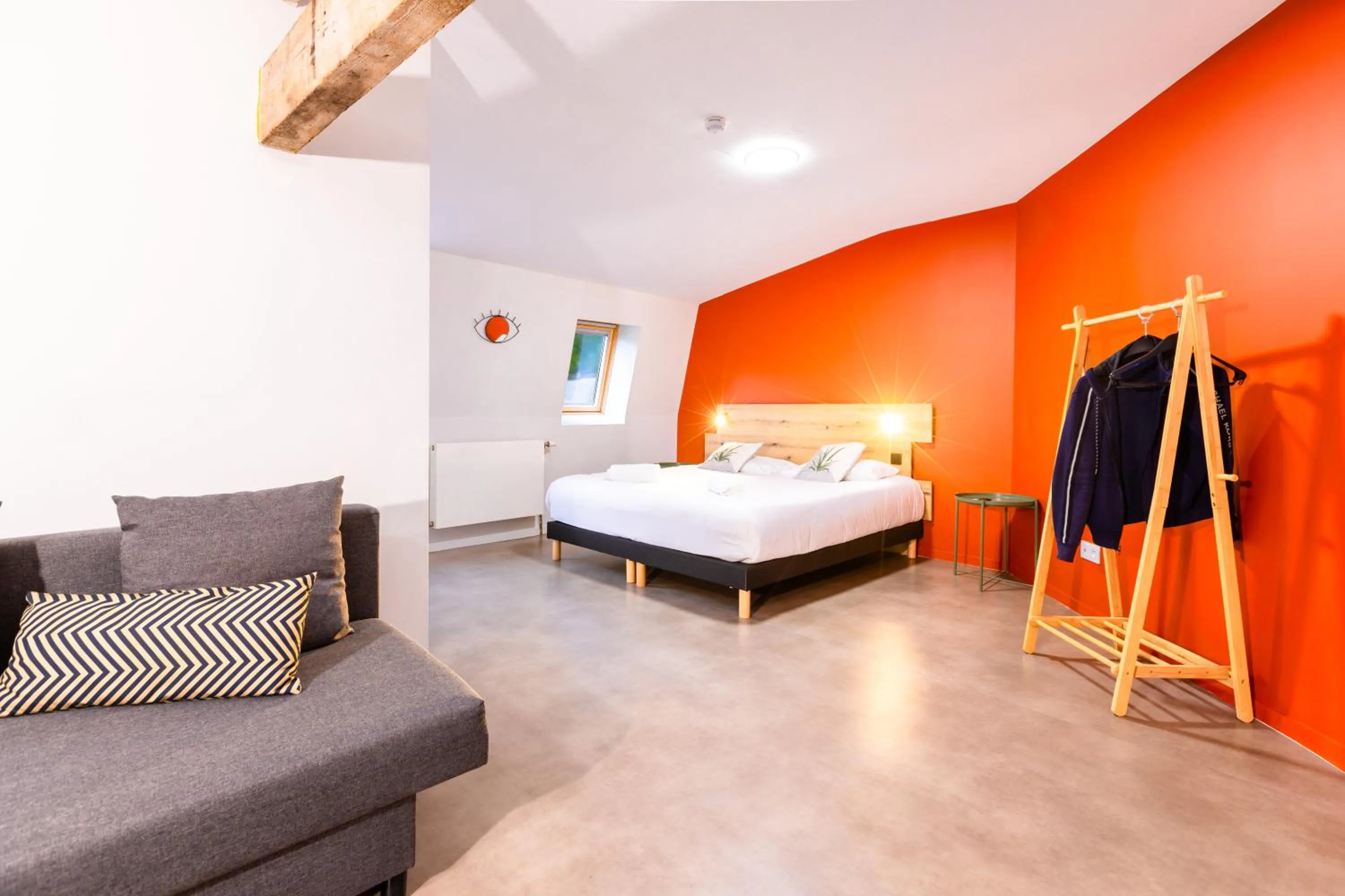 Family, Bed in The People - Lille