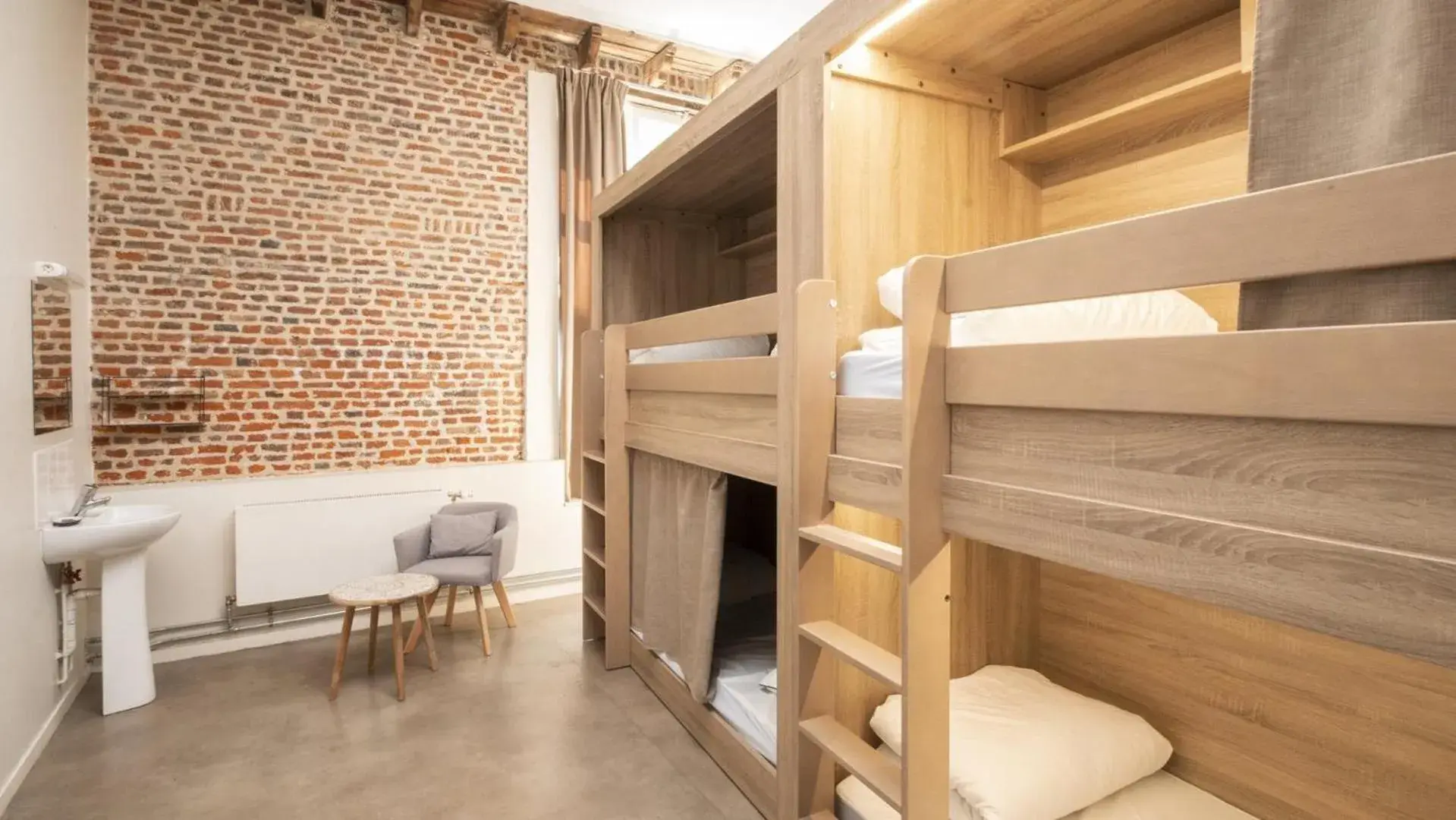 Bed in 6-Bed Female Dormitory Room in The People - Lille Bed in 6-Bed Female Dormitory Room in The People - Lille