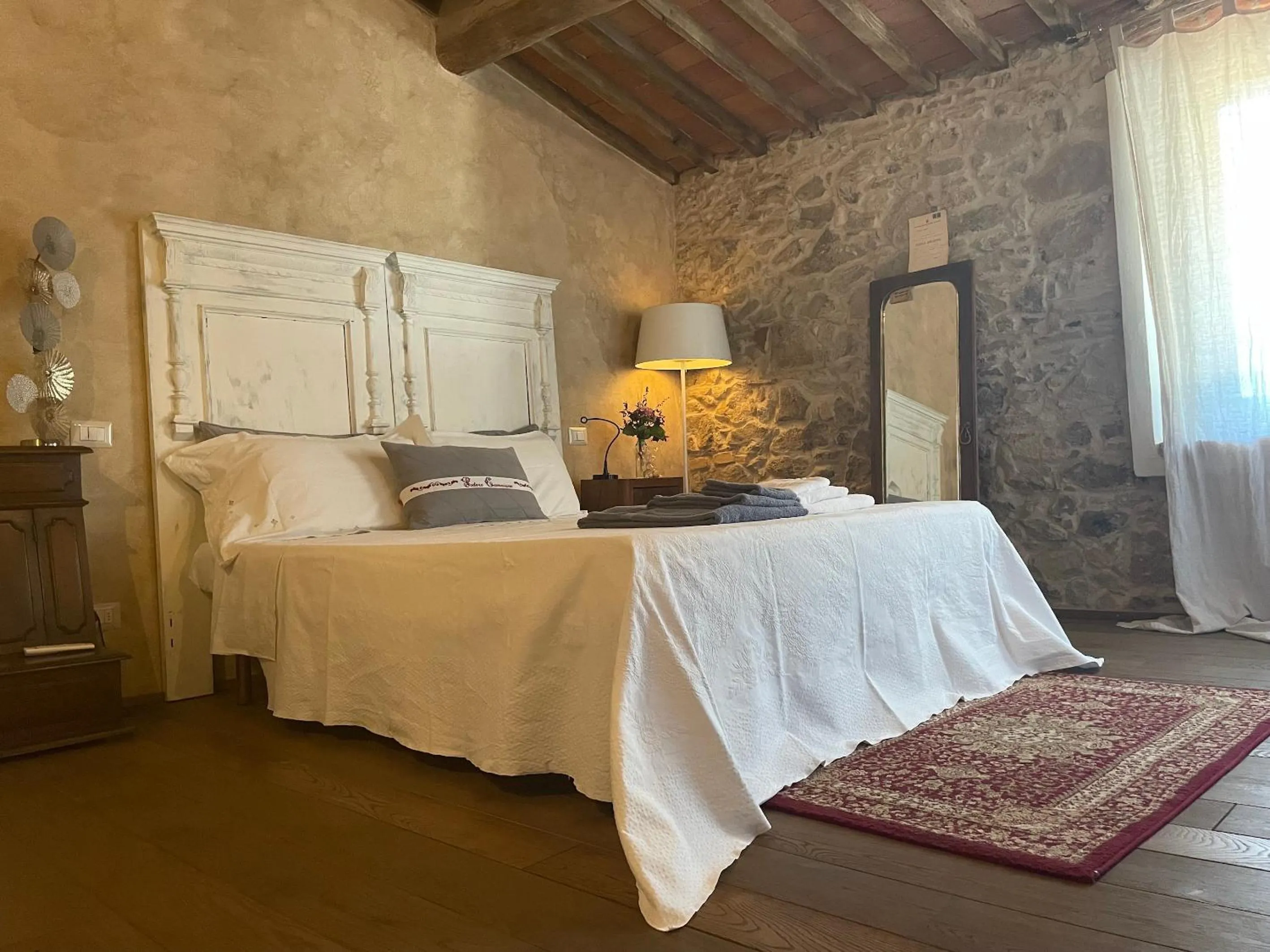 Superior Double Room - single occupancy in B&B Podere Camaiano