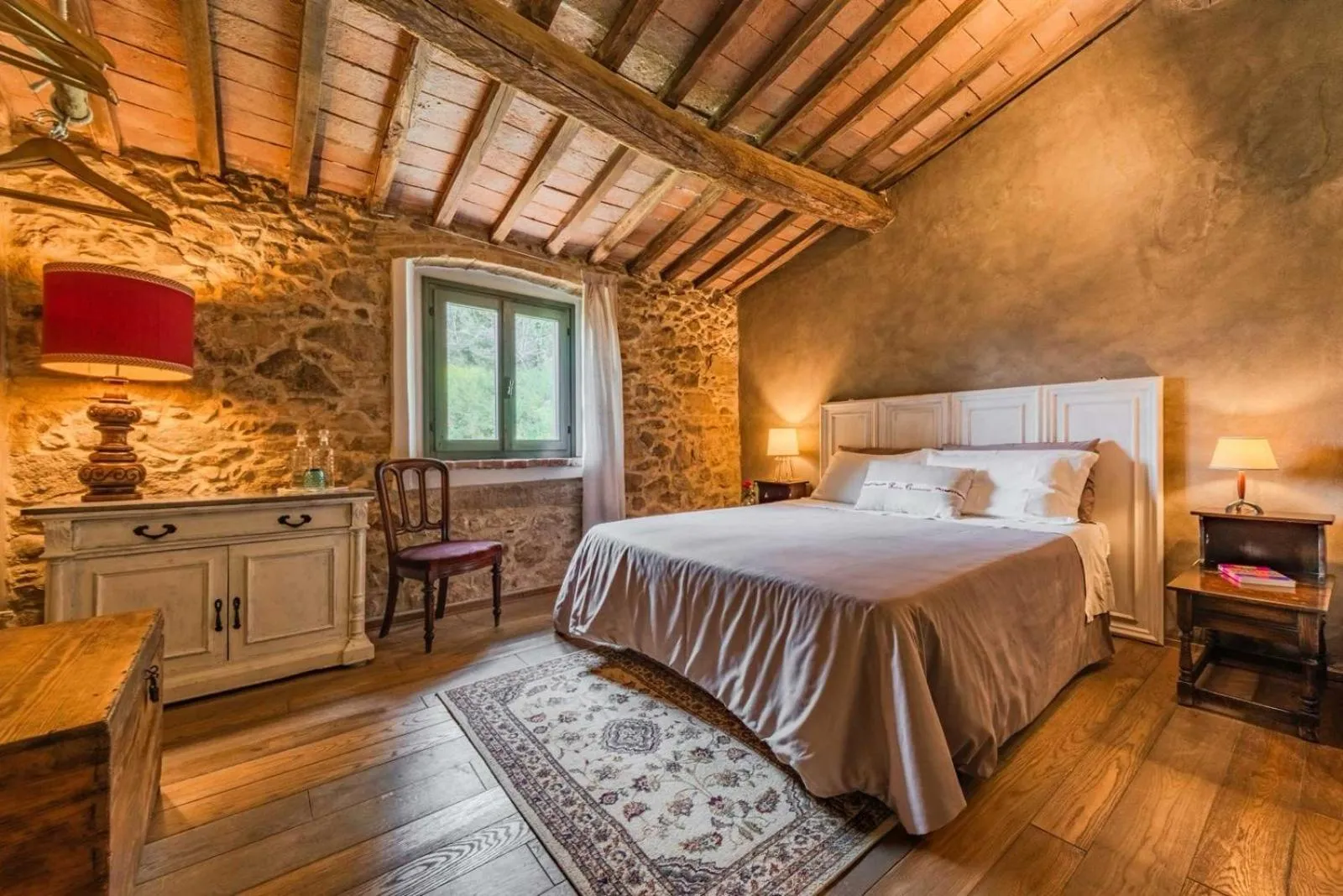 Bed in B&B Podere Camaiano