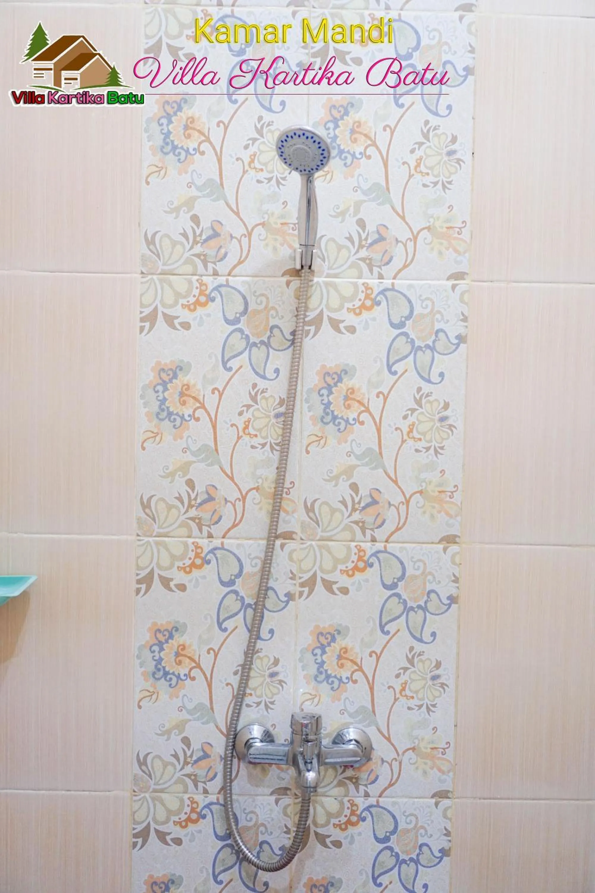 Shower in Rumah Kartika Batu