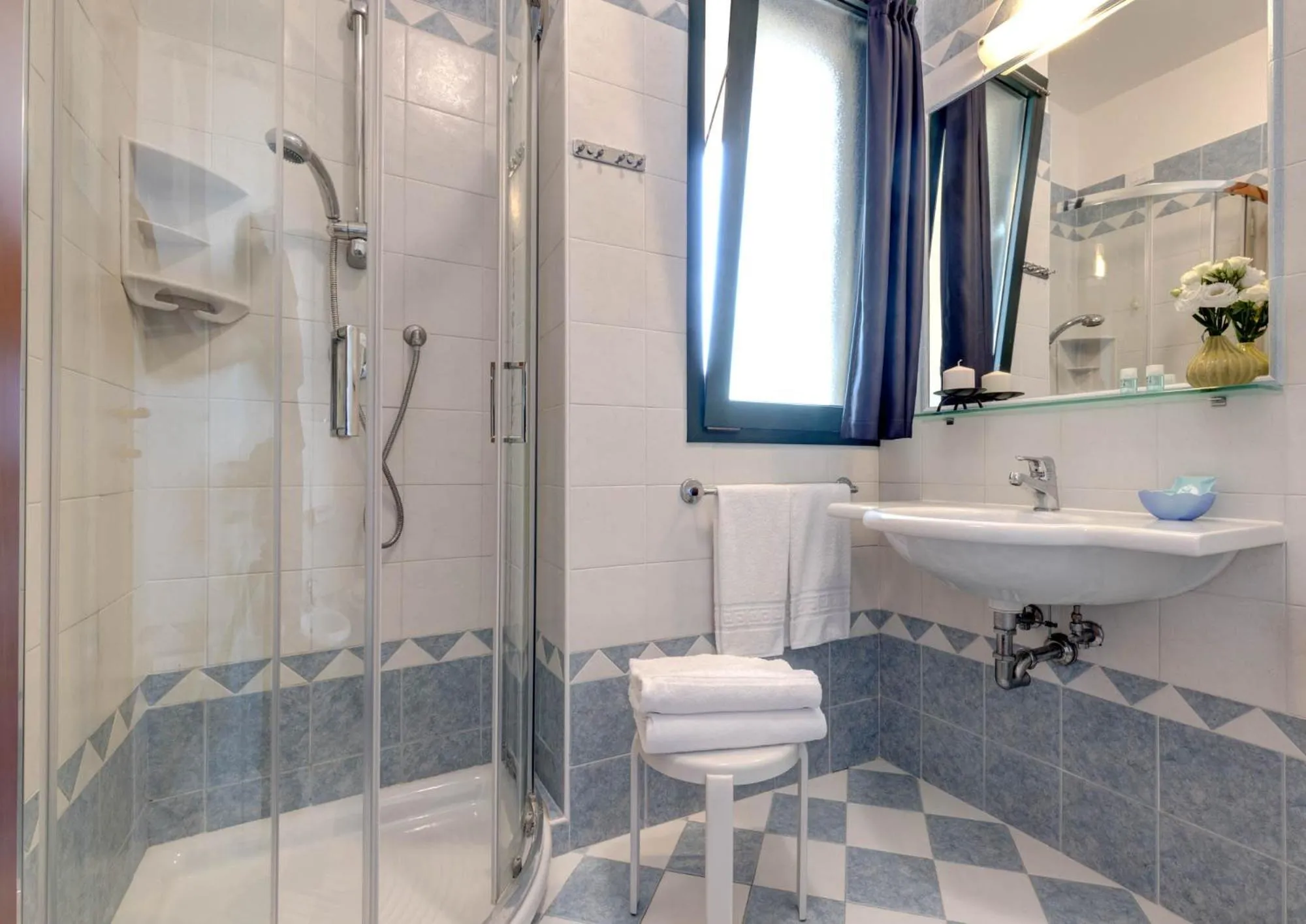 Bathroom in Hotel Garni San Carlo