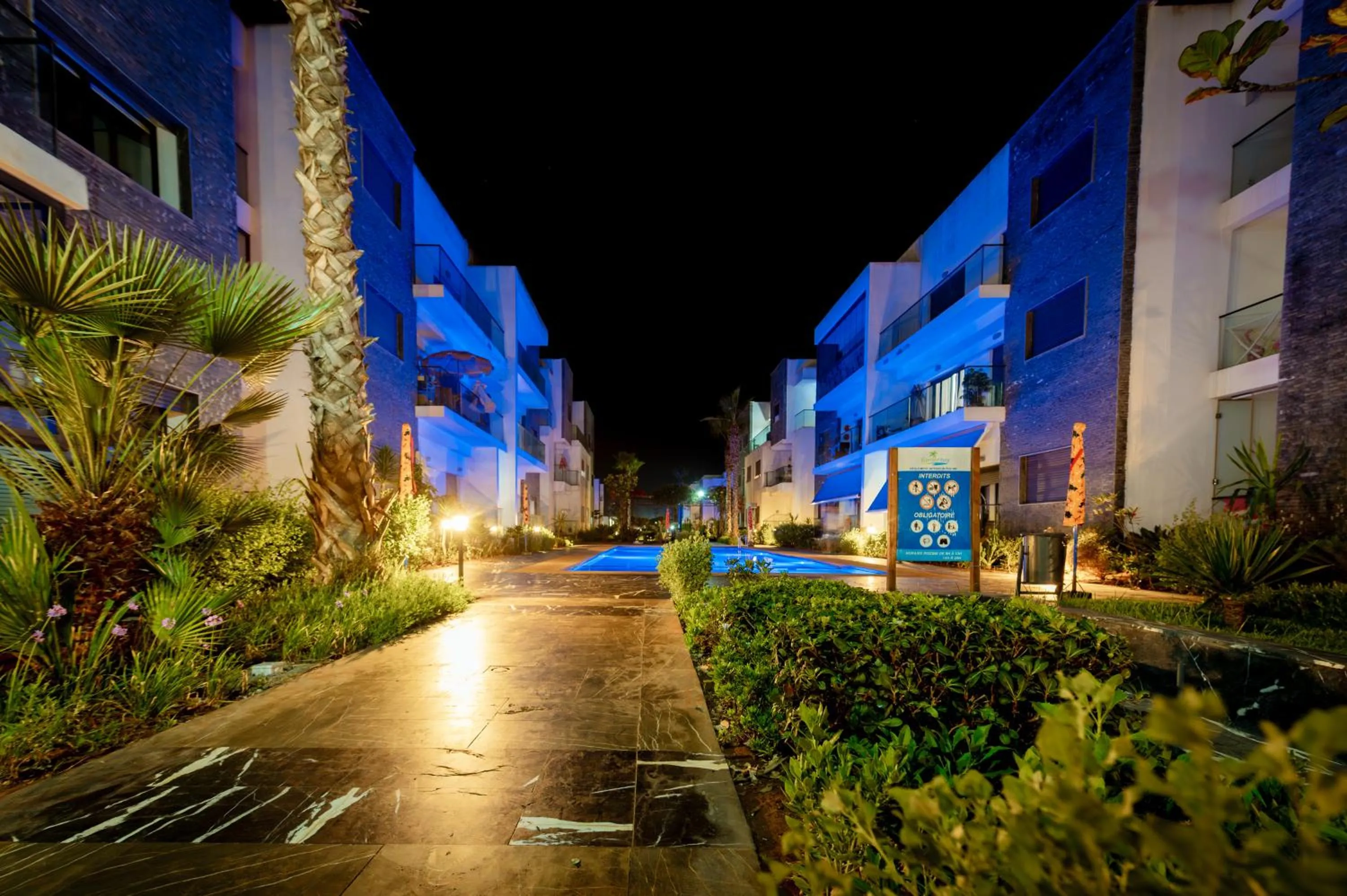 Night in Garden Bay Appart'Hôtel