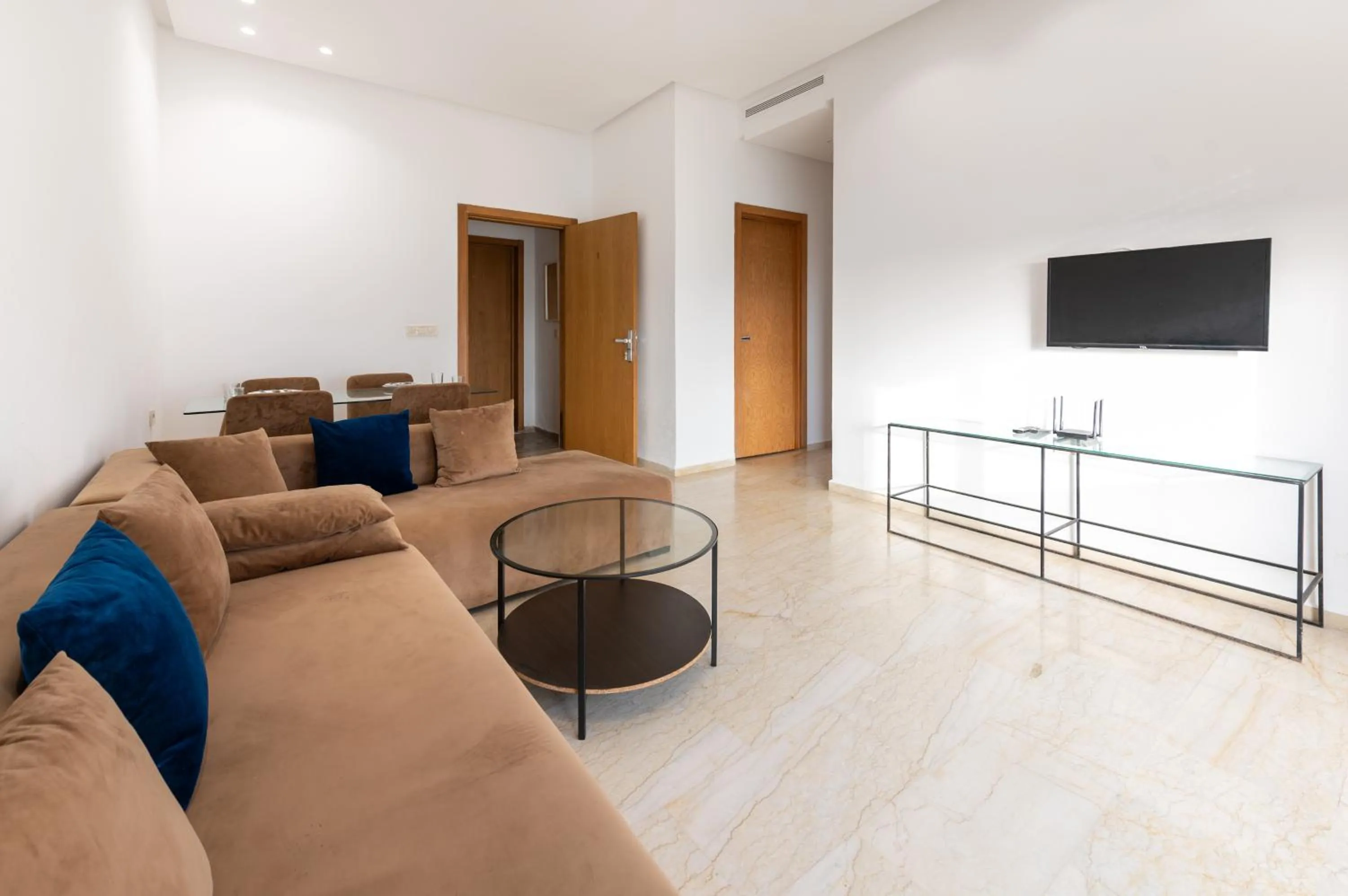 TV and multimedia in Garden Bay Appart'Hôtel