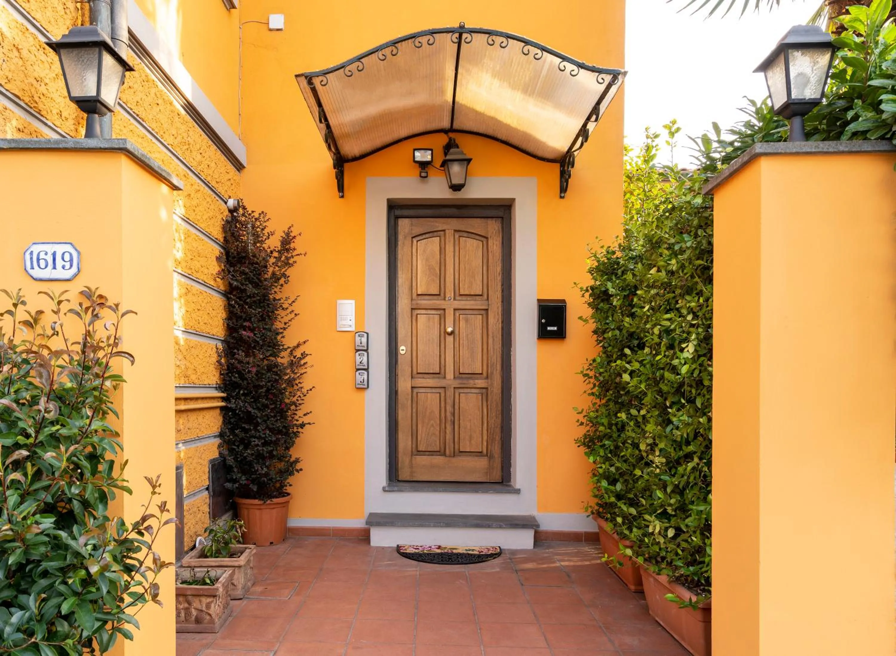 Facade/entrance in B&B Alma