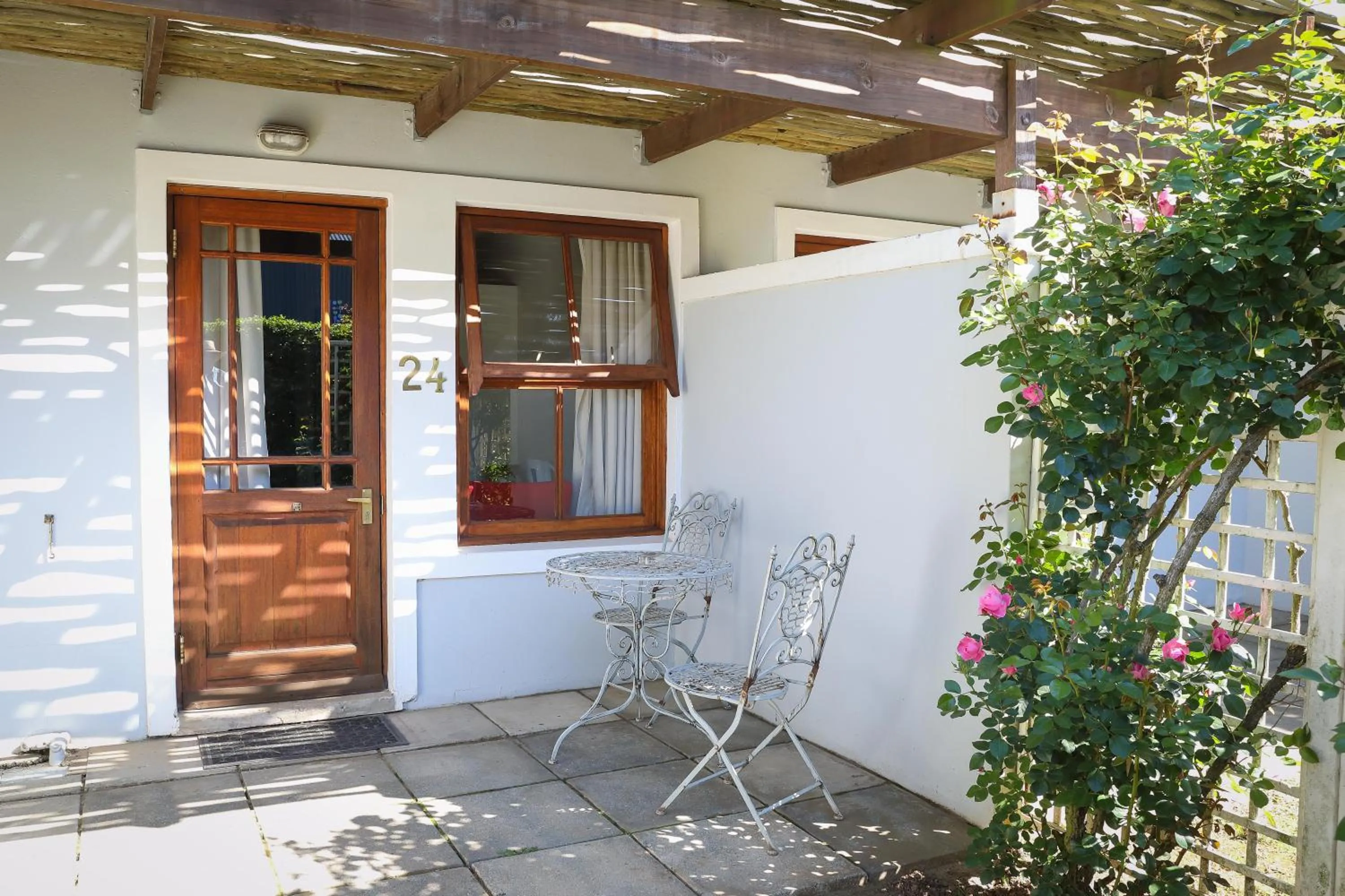 Property building in The Nottingham Road Hotel