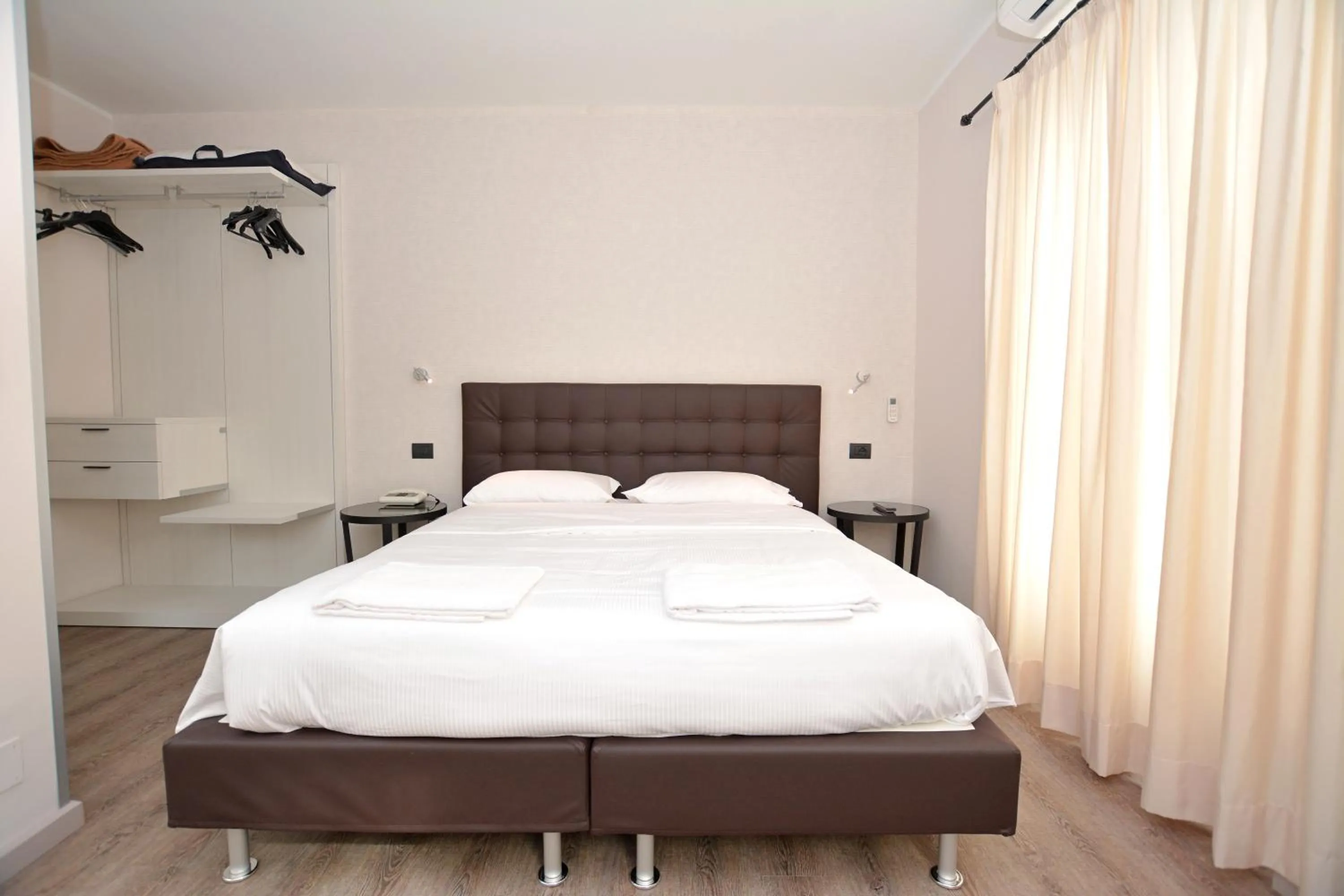 Bed in Hotel & Apartments " Perpoin "