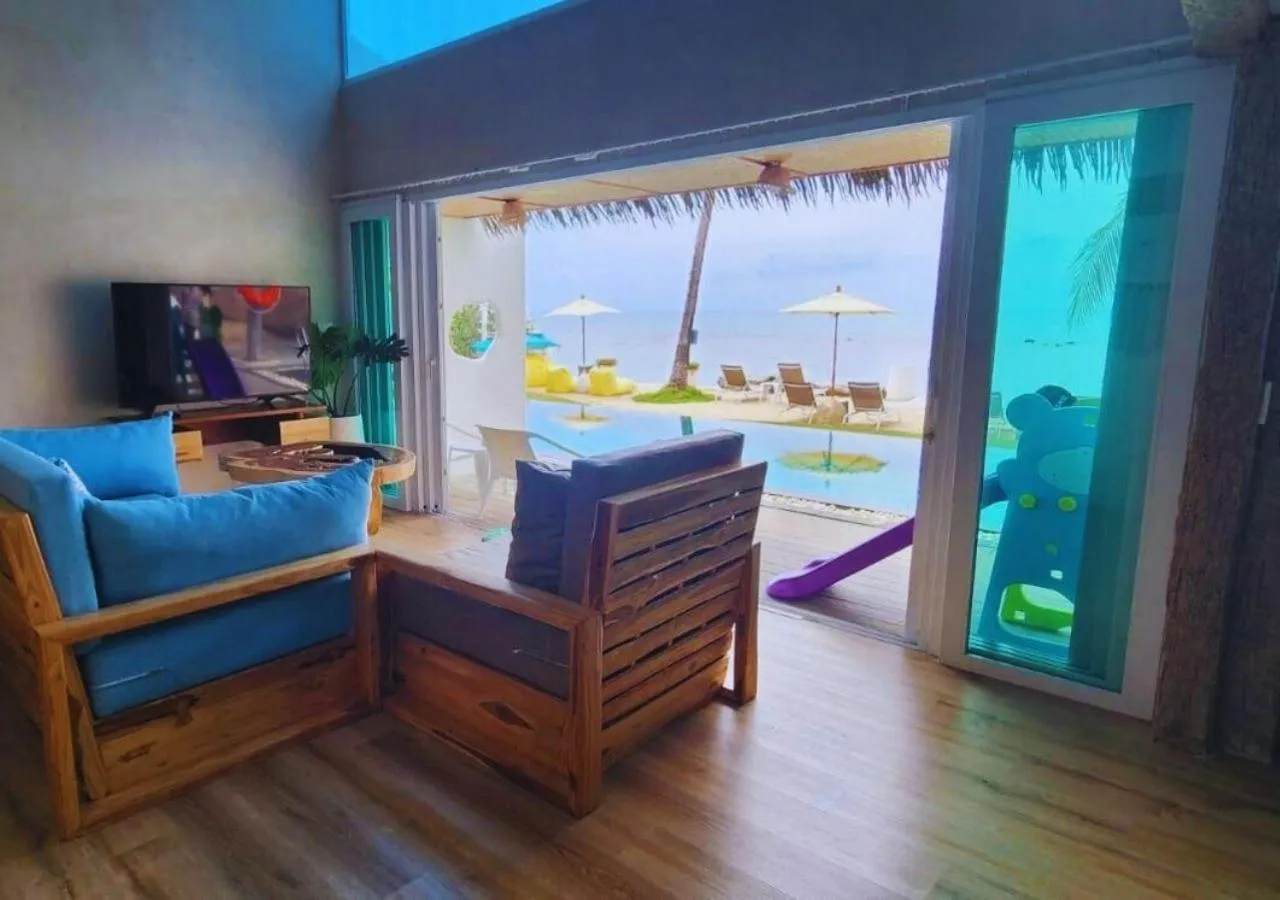 Swimming pool in The Rock Samui Beach Resort