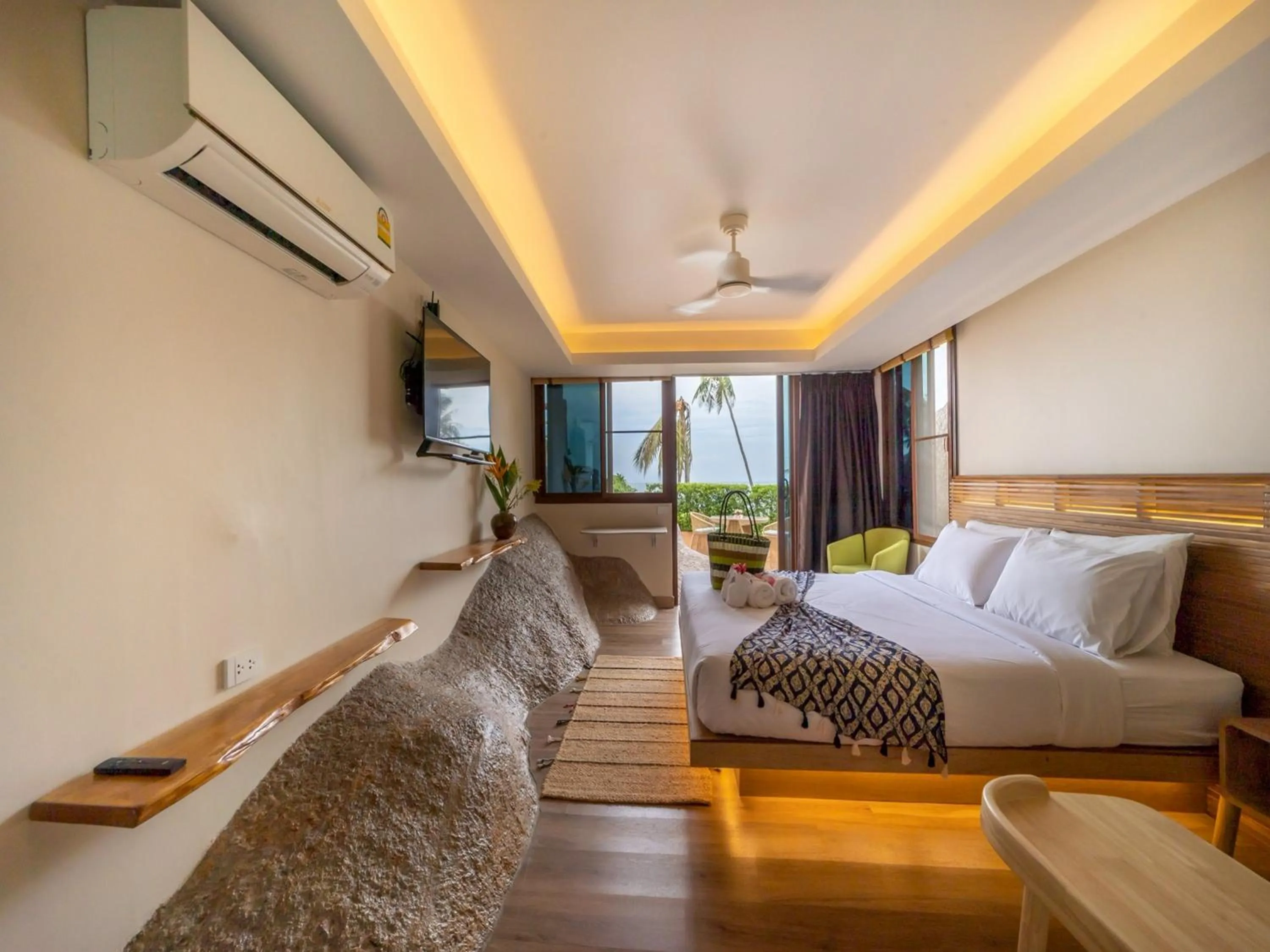 Area and facilities in The Rock Samui Beach Resort