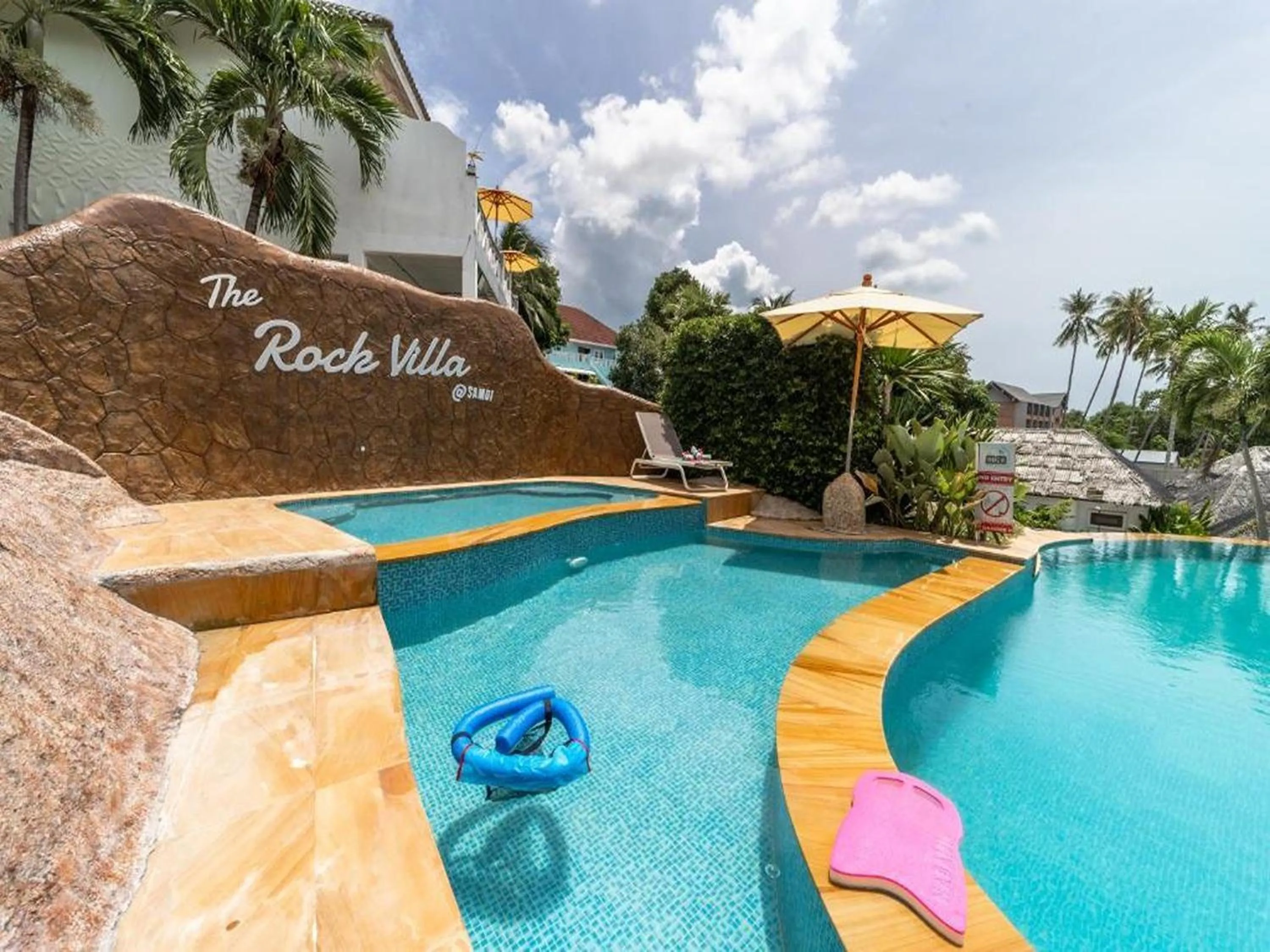 Area and facilities in The Rock Samui Beach Resort