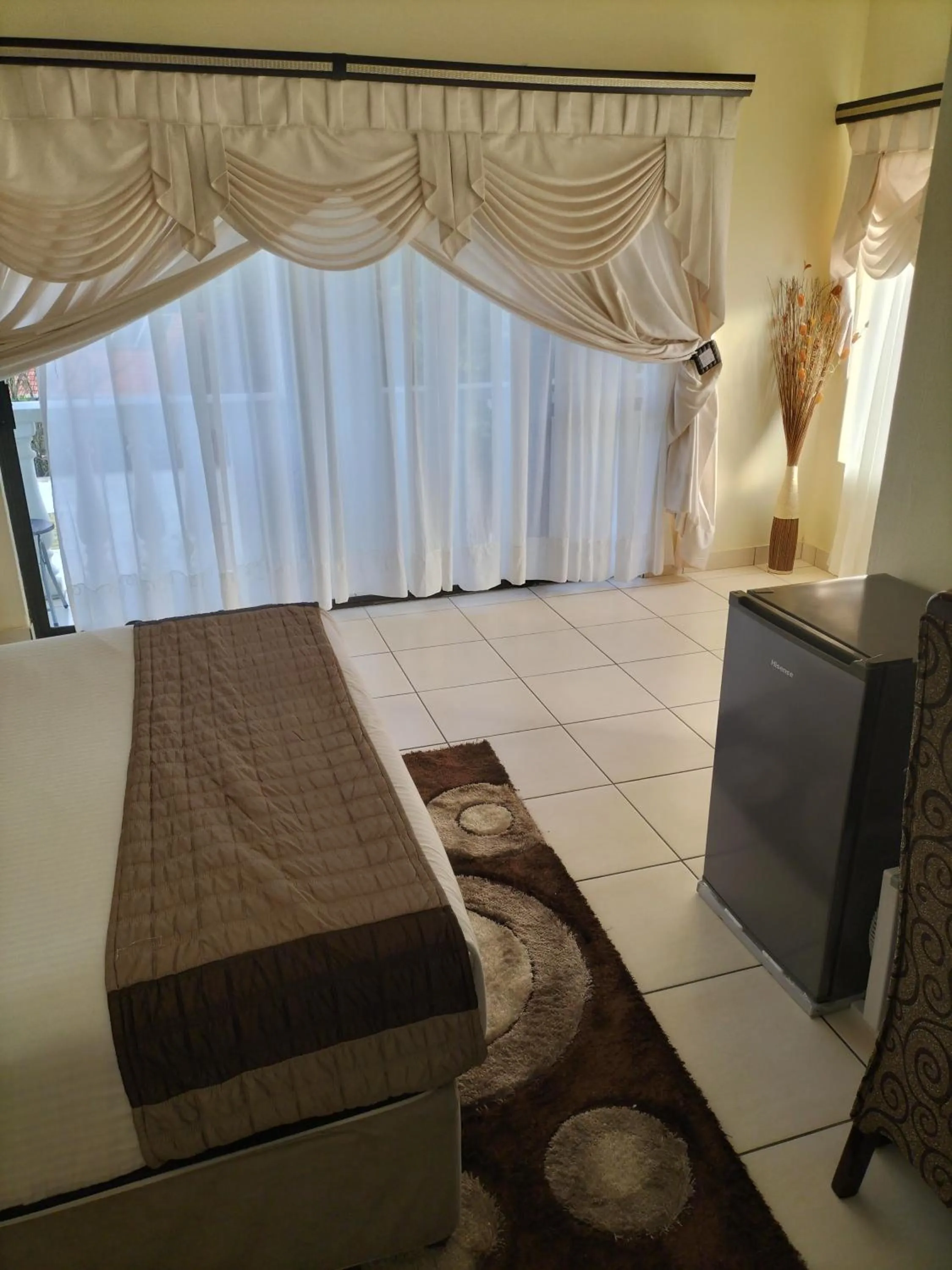 TV and multimedia, Bed in Ecotel Southgate