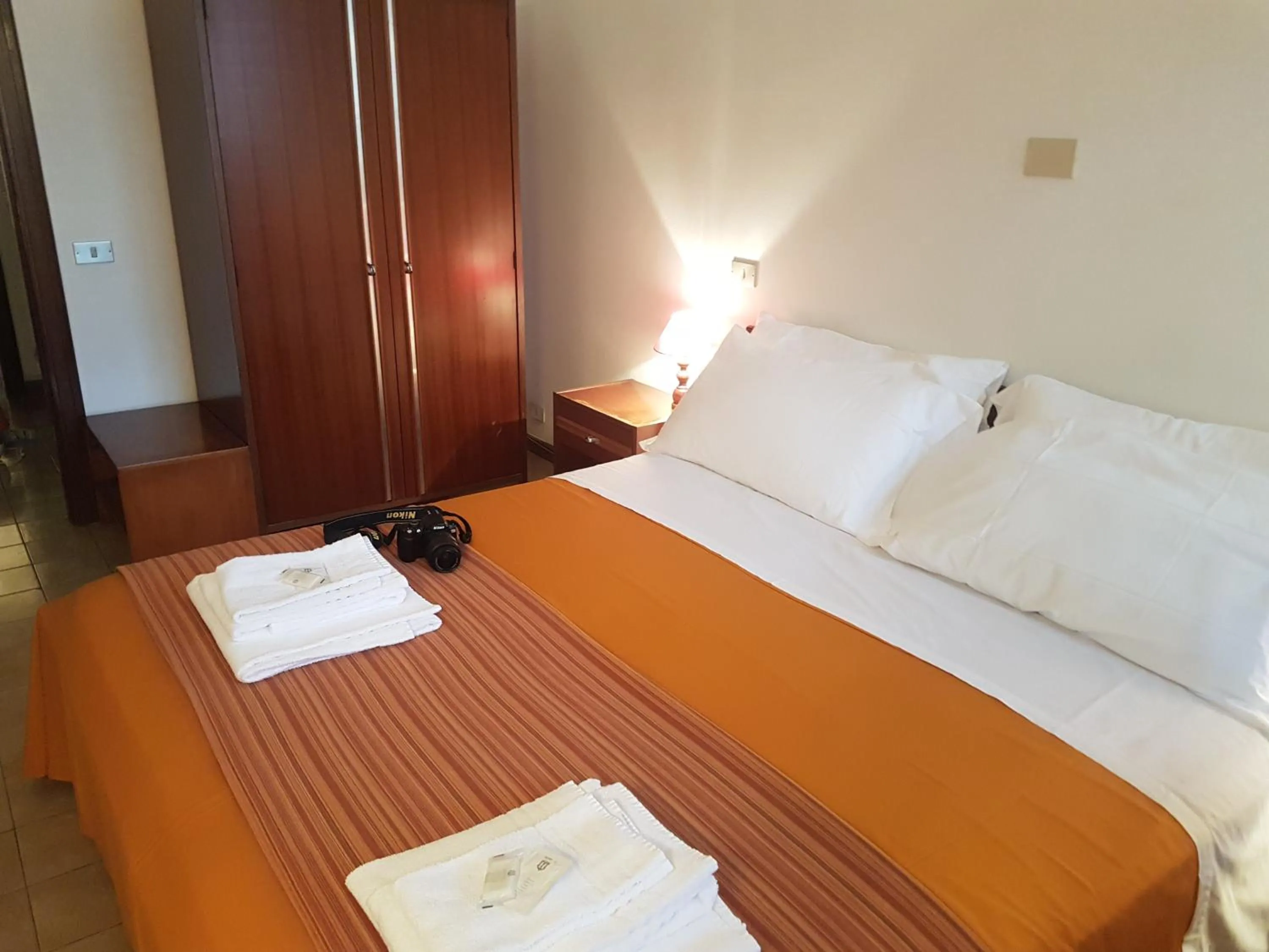 Bed in Albergo Smeraldo