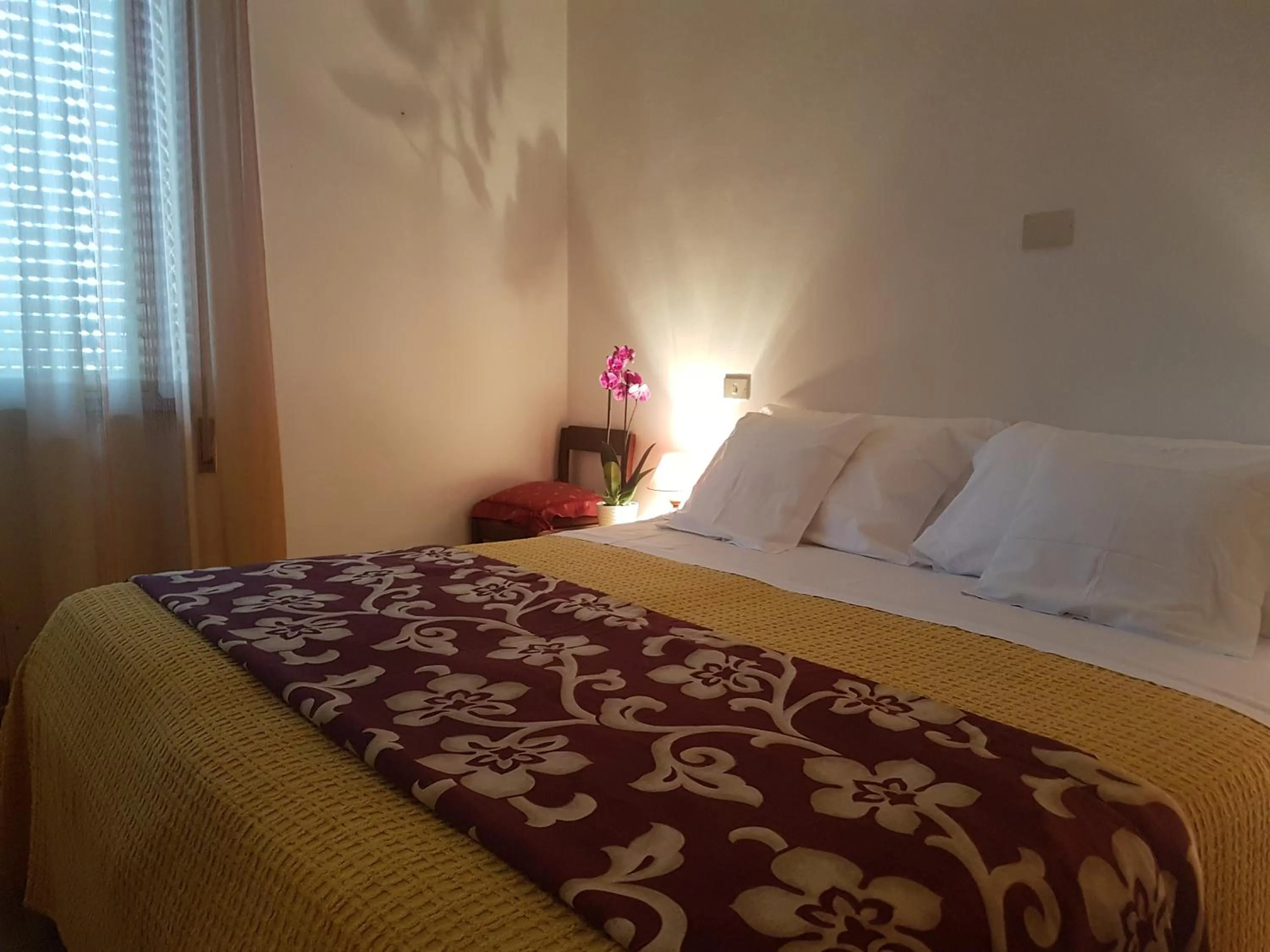 Bed in Albergo Smeraldo