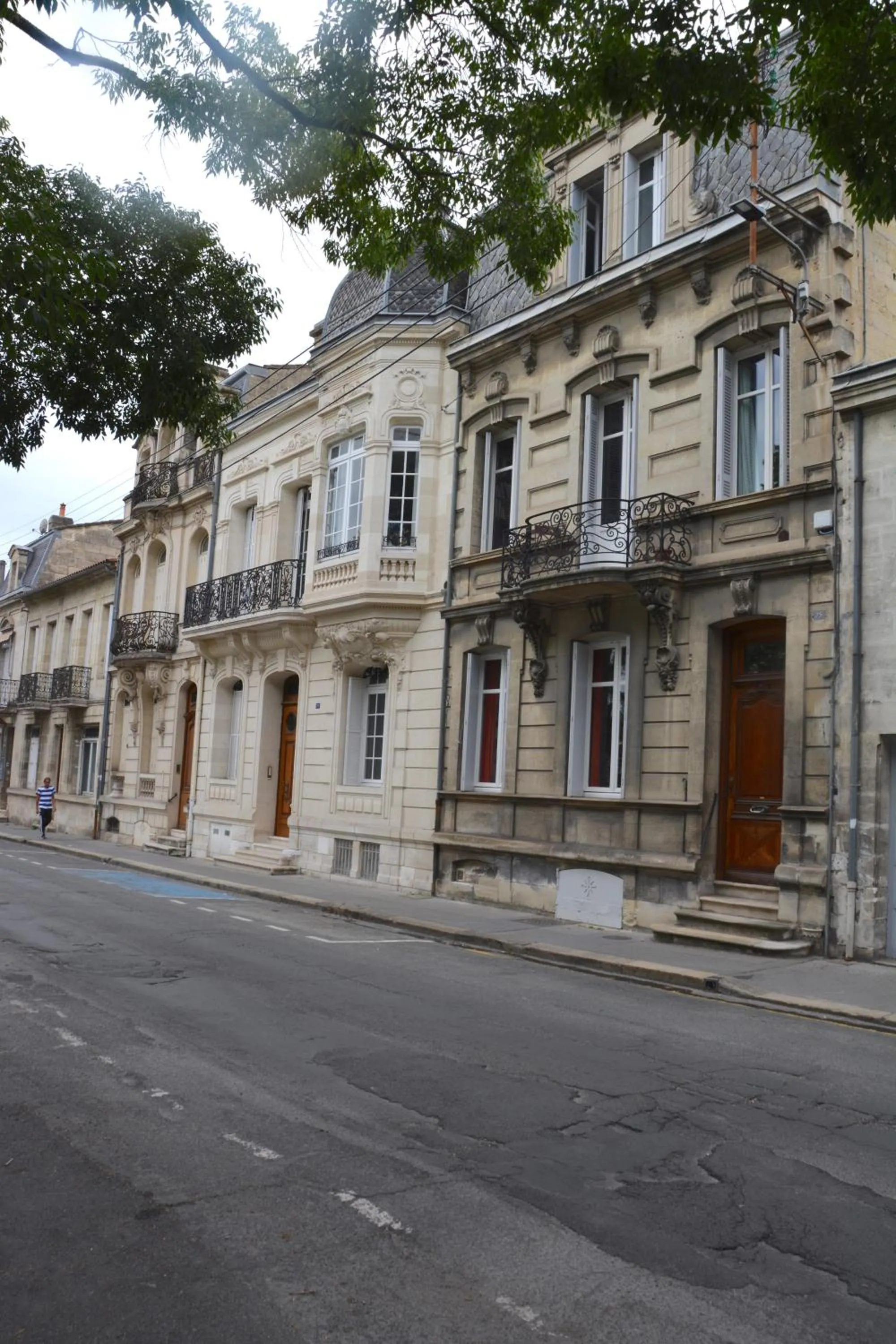 Property building in la maison