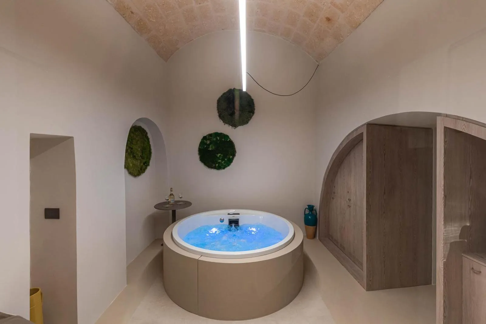 Hot Tub in Albergo Diffuso Monopoli