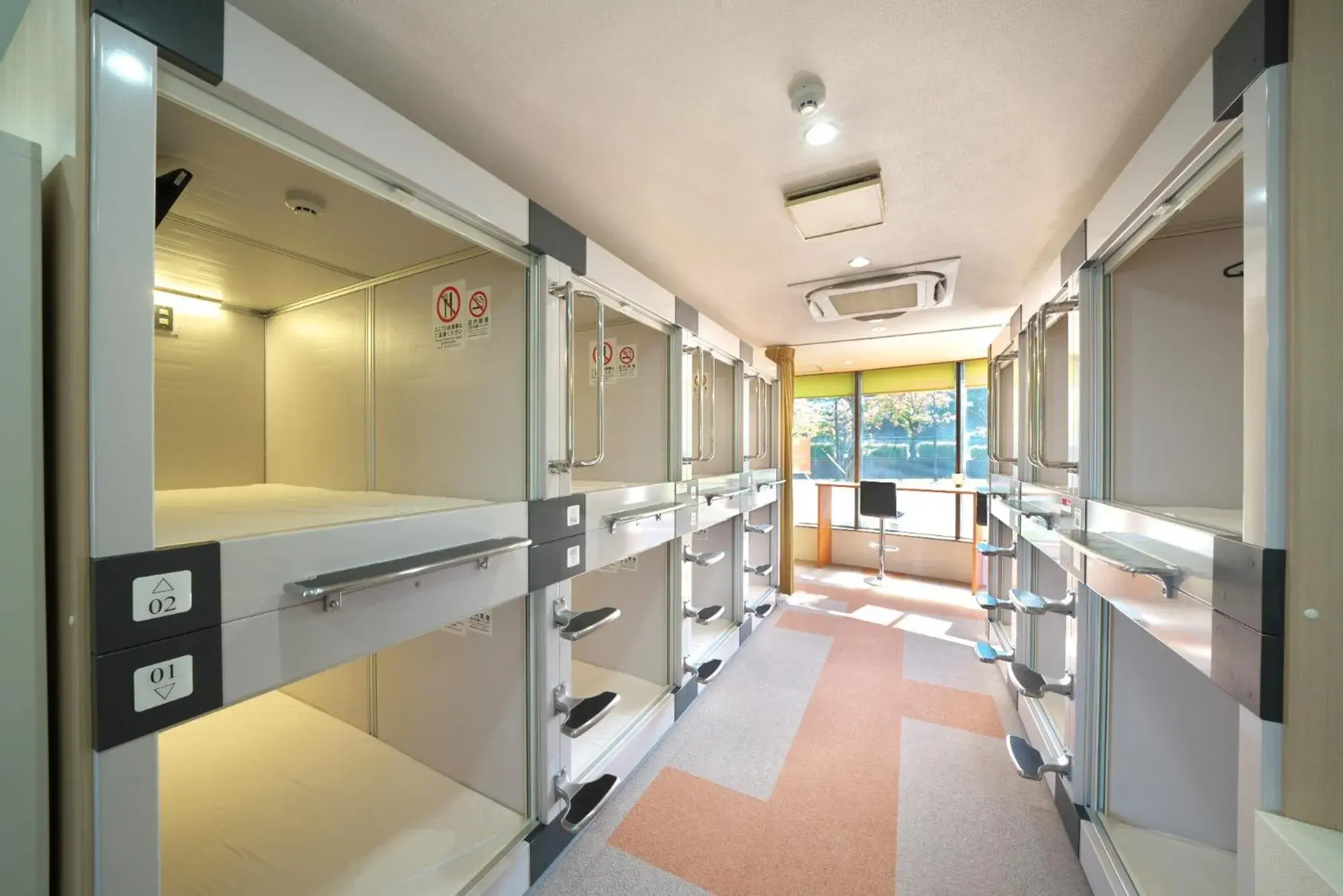 Bunk Bed in Mixed Dormitory Room in Kanazawaya Bunk Bed in Mixed Dormitory Room in Kanazawaya