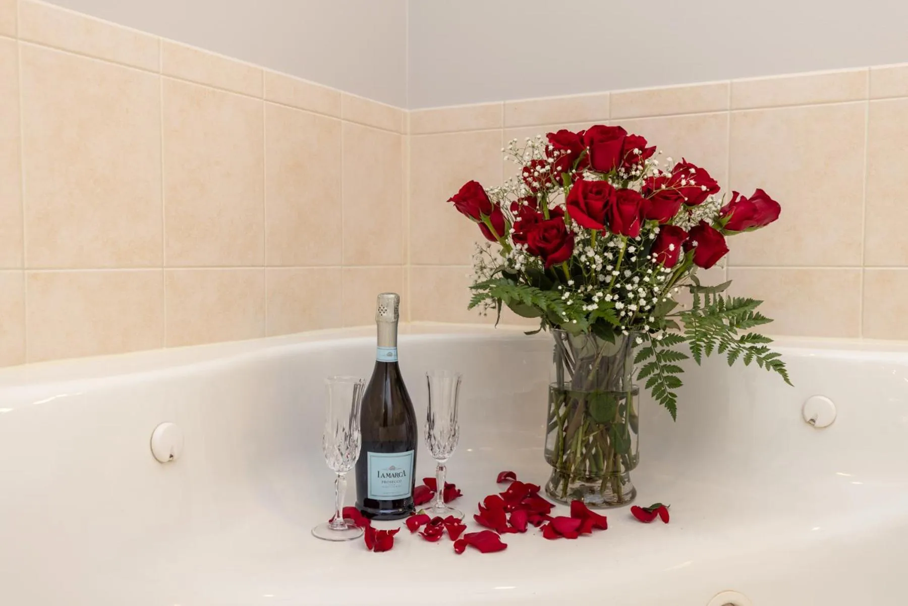 Hot Tub in Selinsgrove Inn