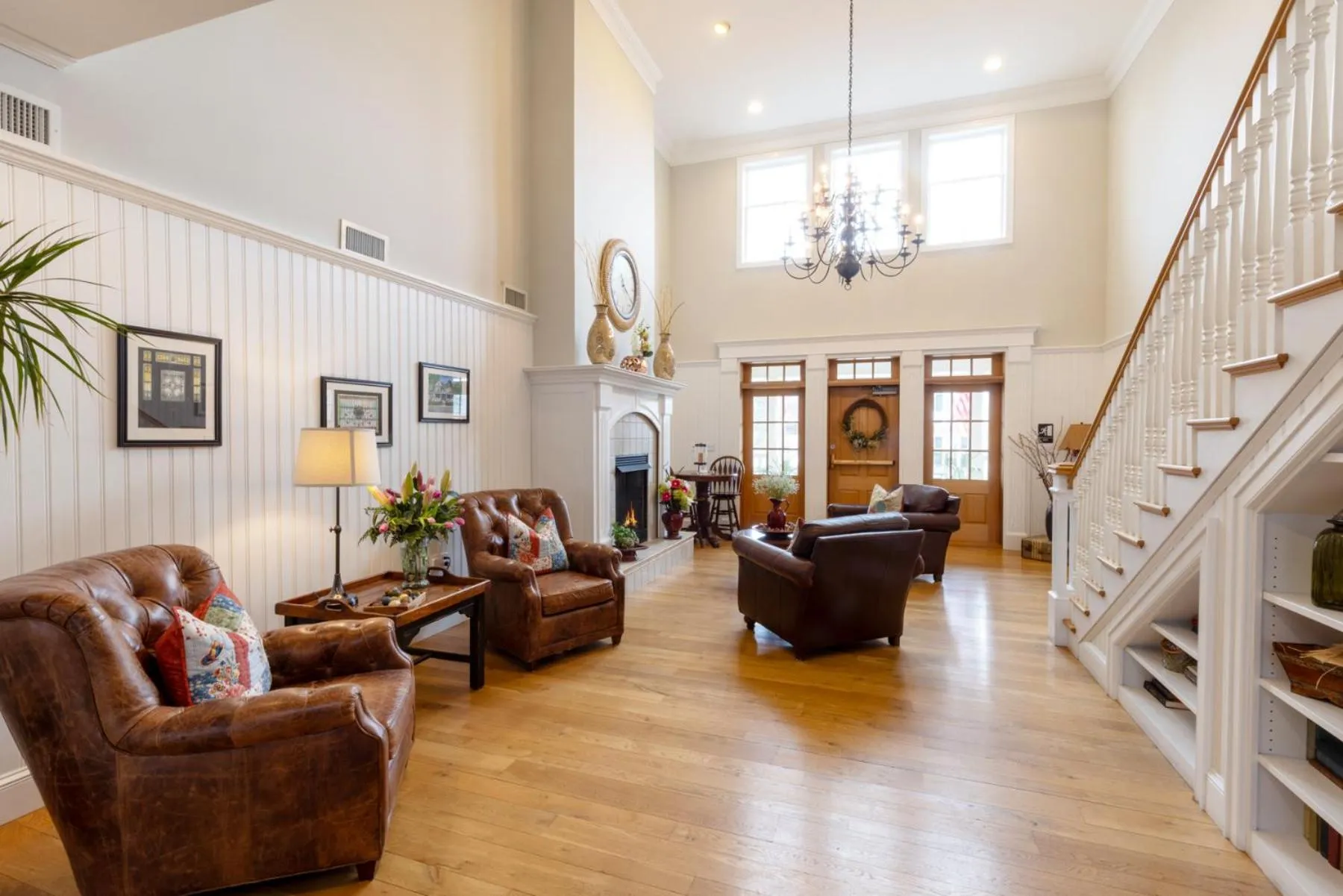 Seating area in Selinsgrove Inn