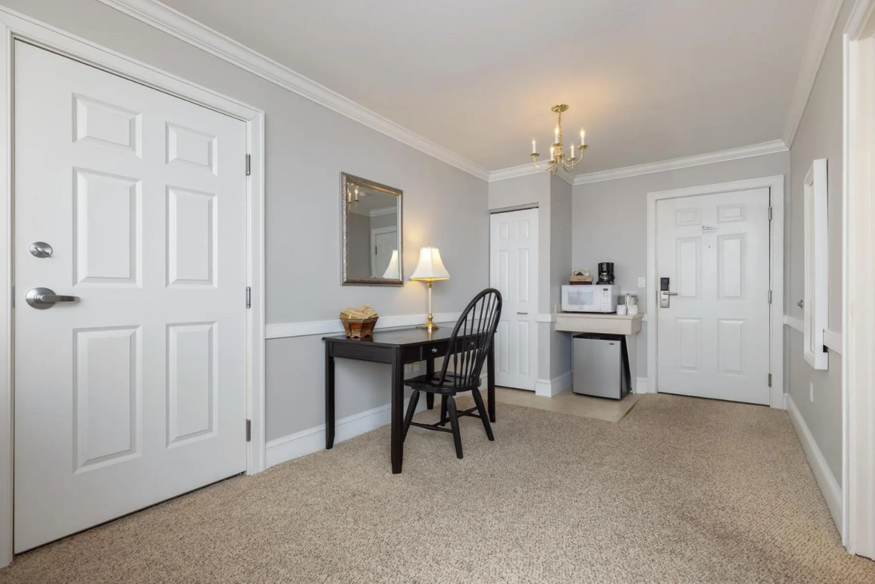 Kitchen or kitchenette in Selinsgrove Inn