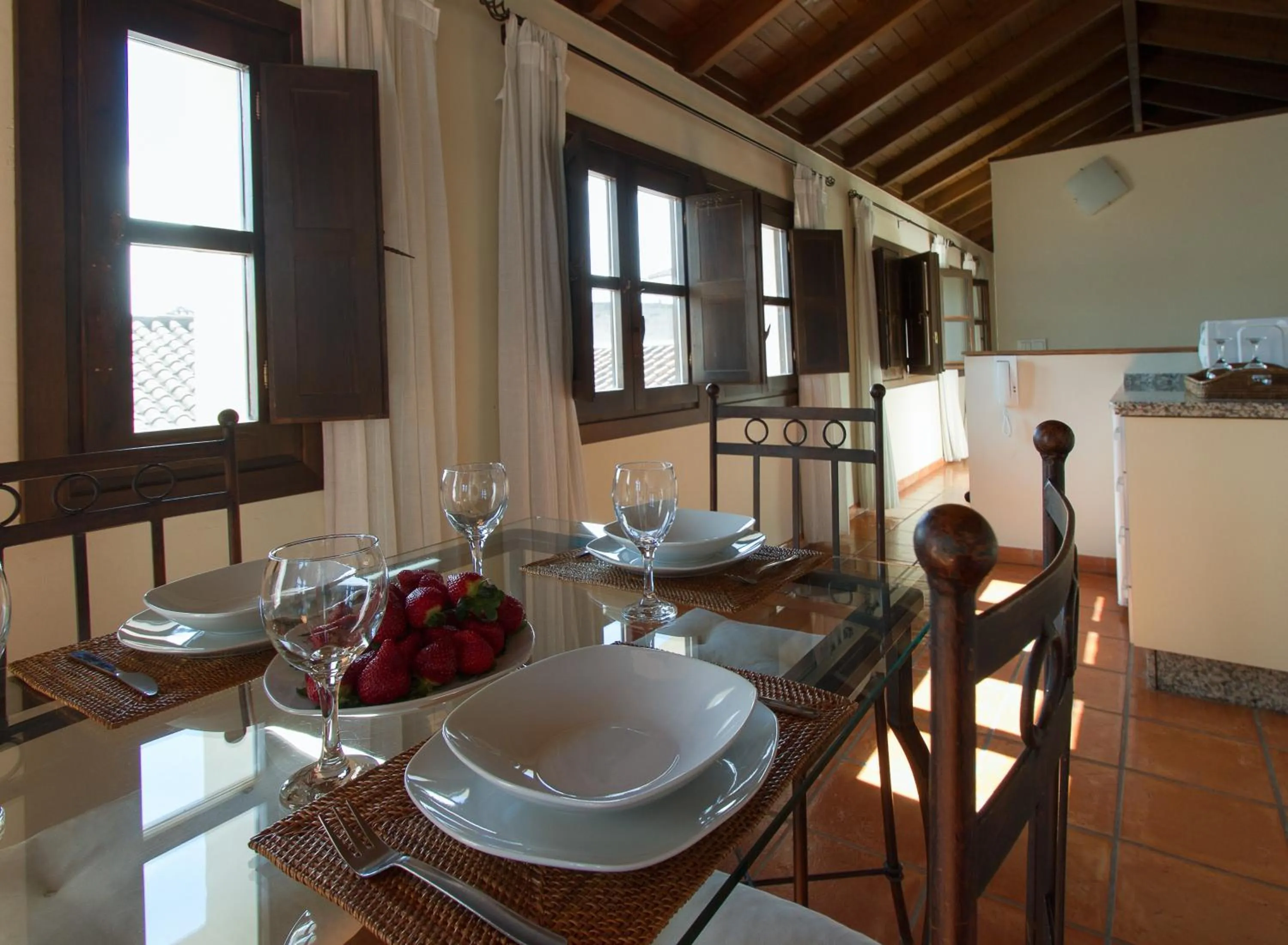 Dining area in Apartamentos Los Patios de la Judería