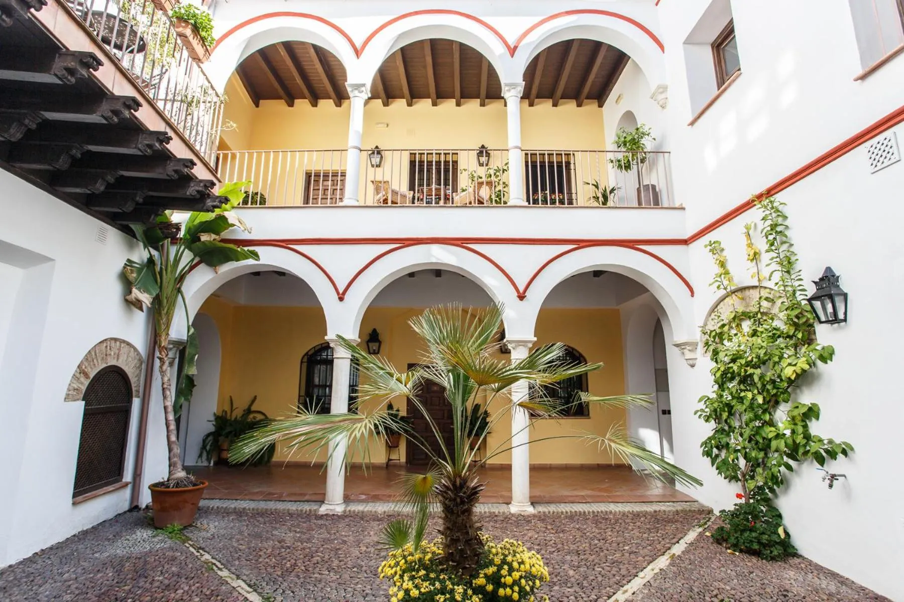 Apartamentos Los Patios de la Judería