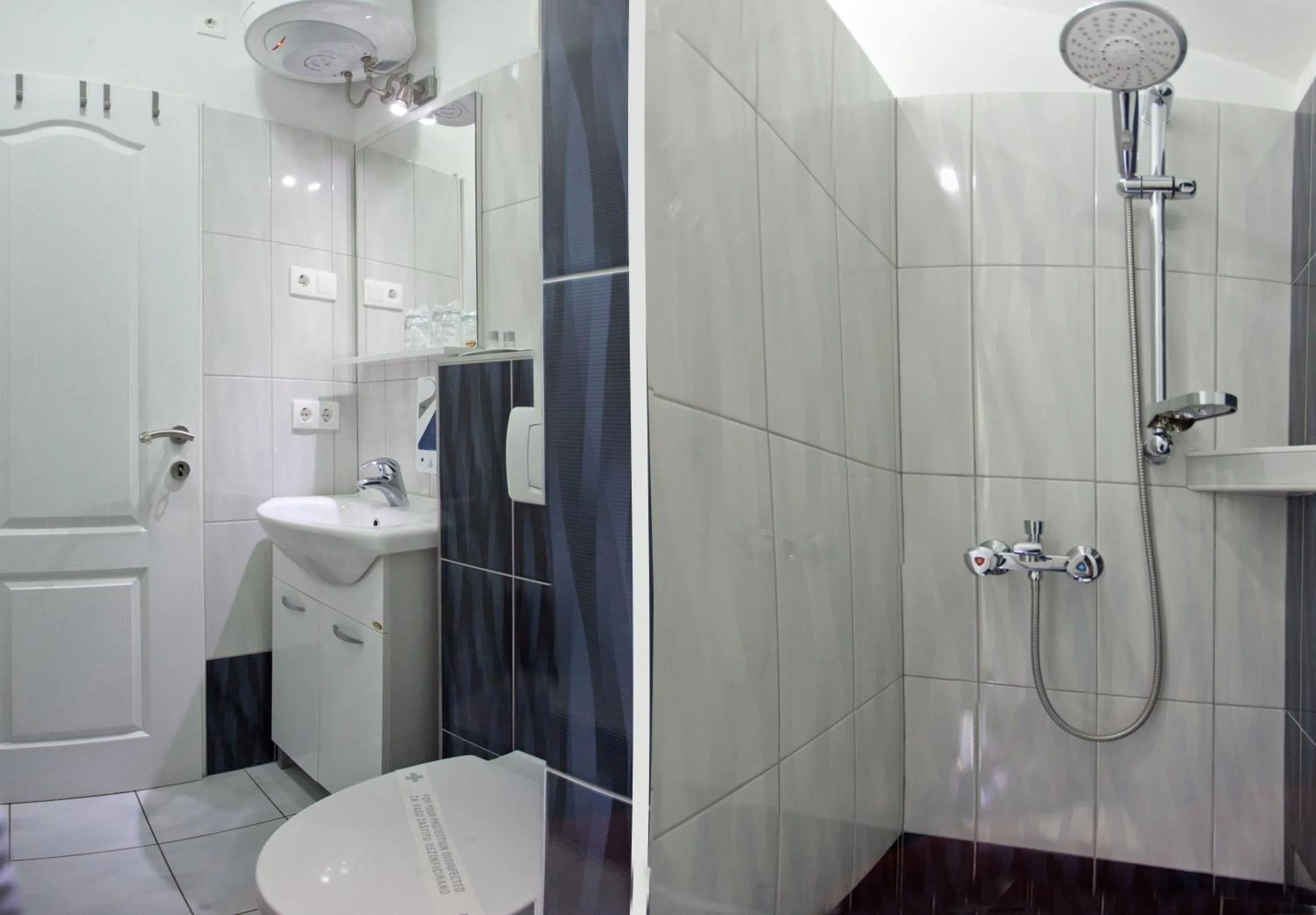 Shower in Villa Toni Design Apartments