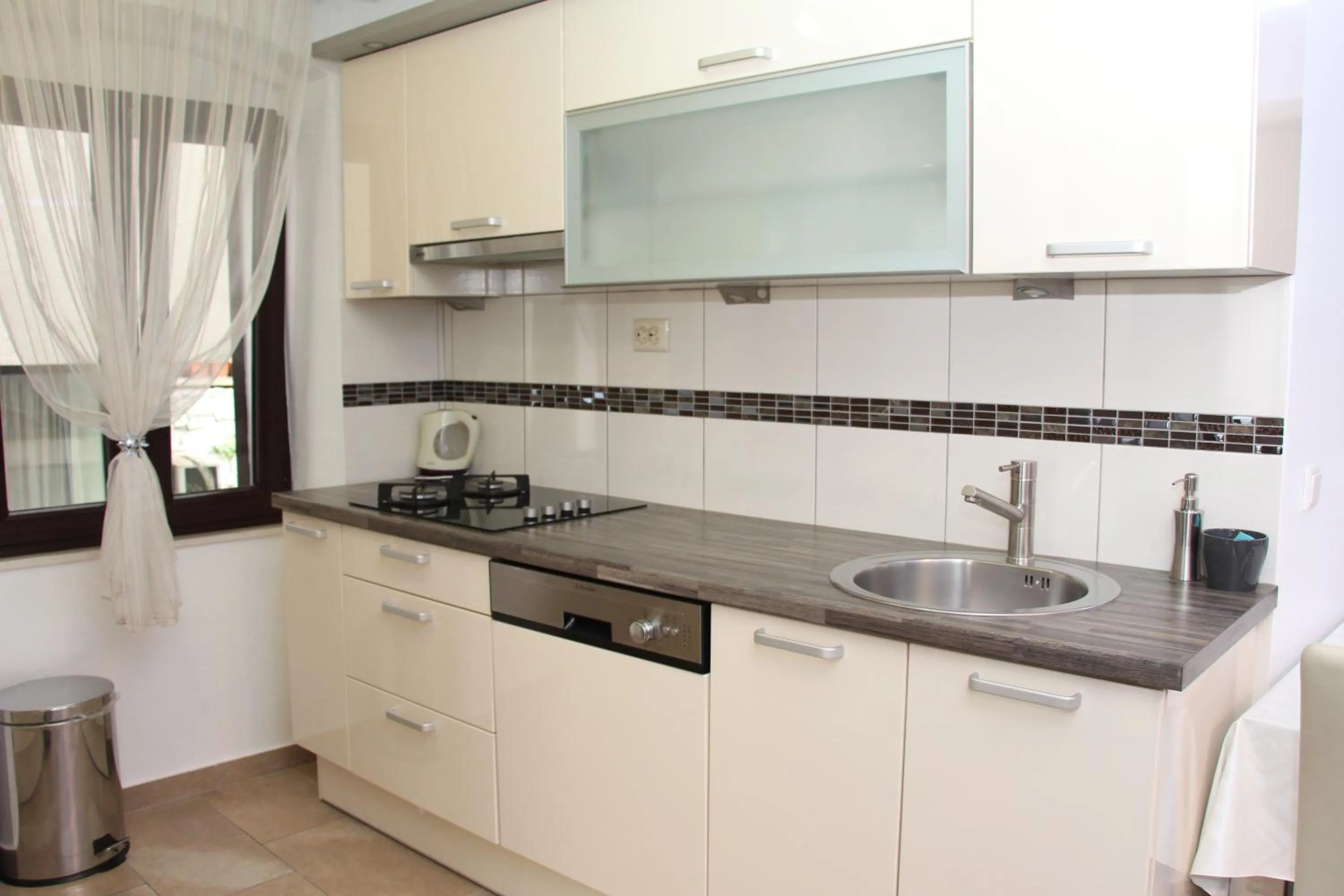 Kitchen or kitchenette in Villa Toni Design Apartments