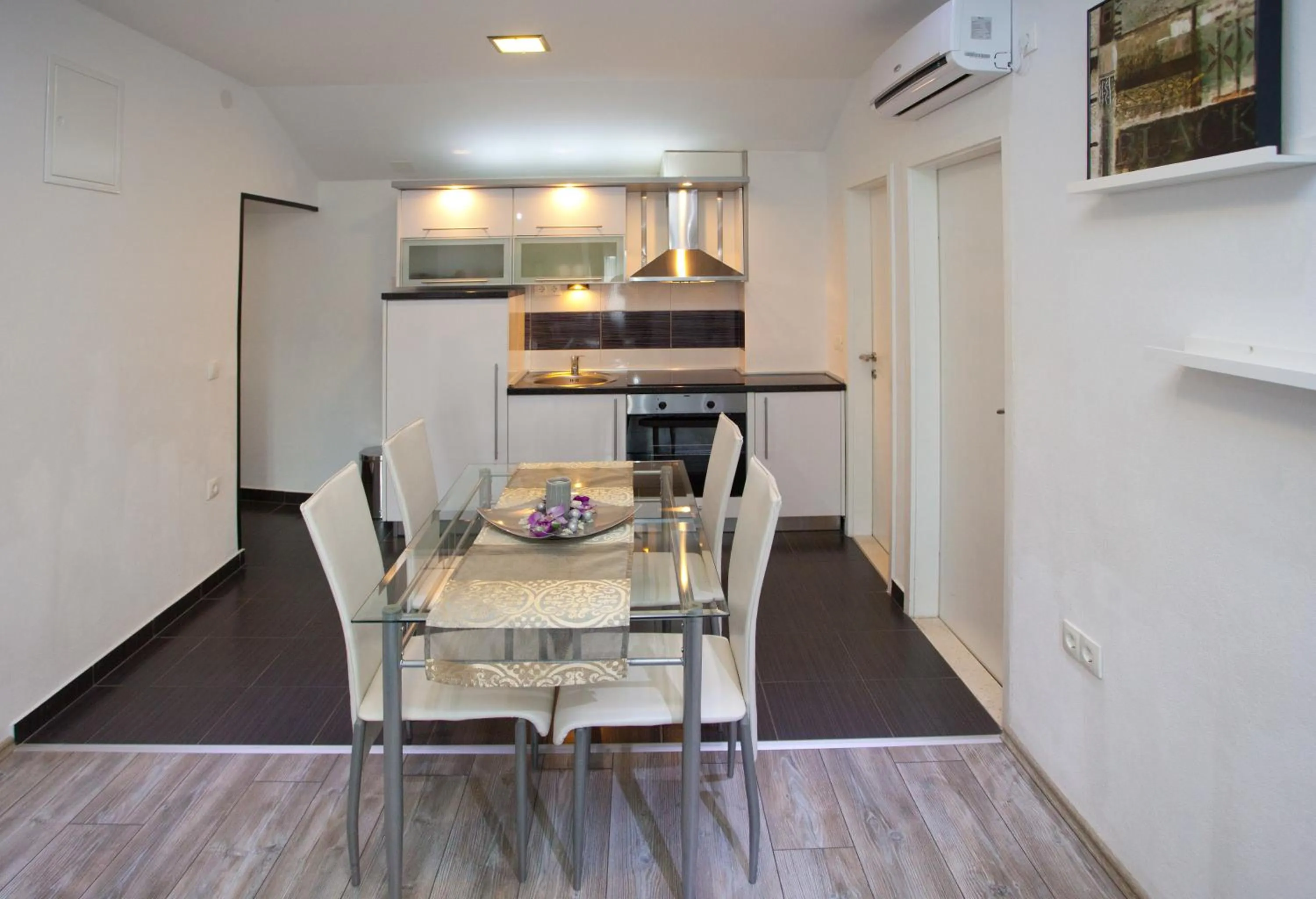 Kitchen or kitchenette in Villa Toni Design Apartments