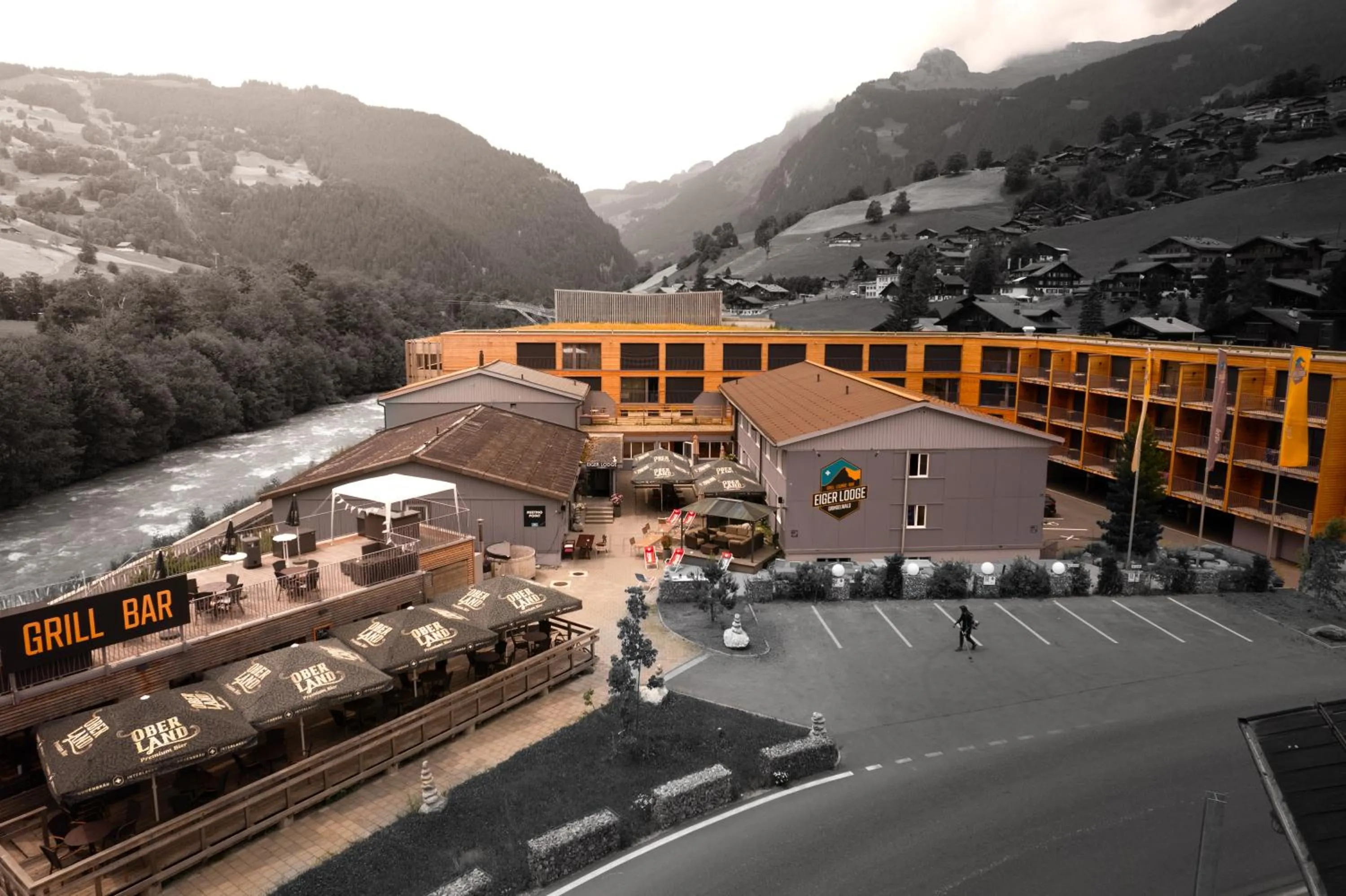 Property building in Eiger Lodge Chic