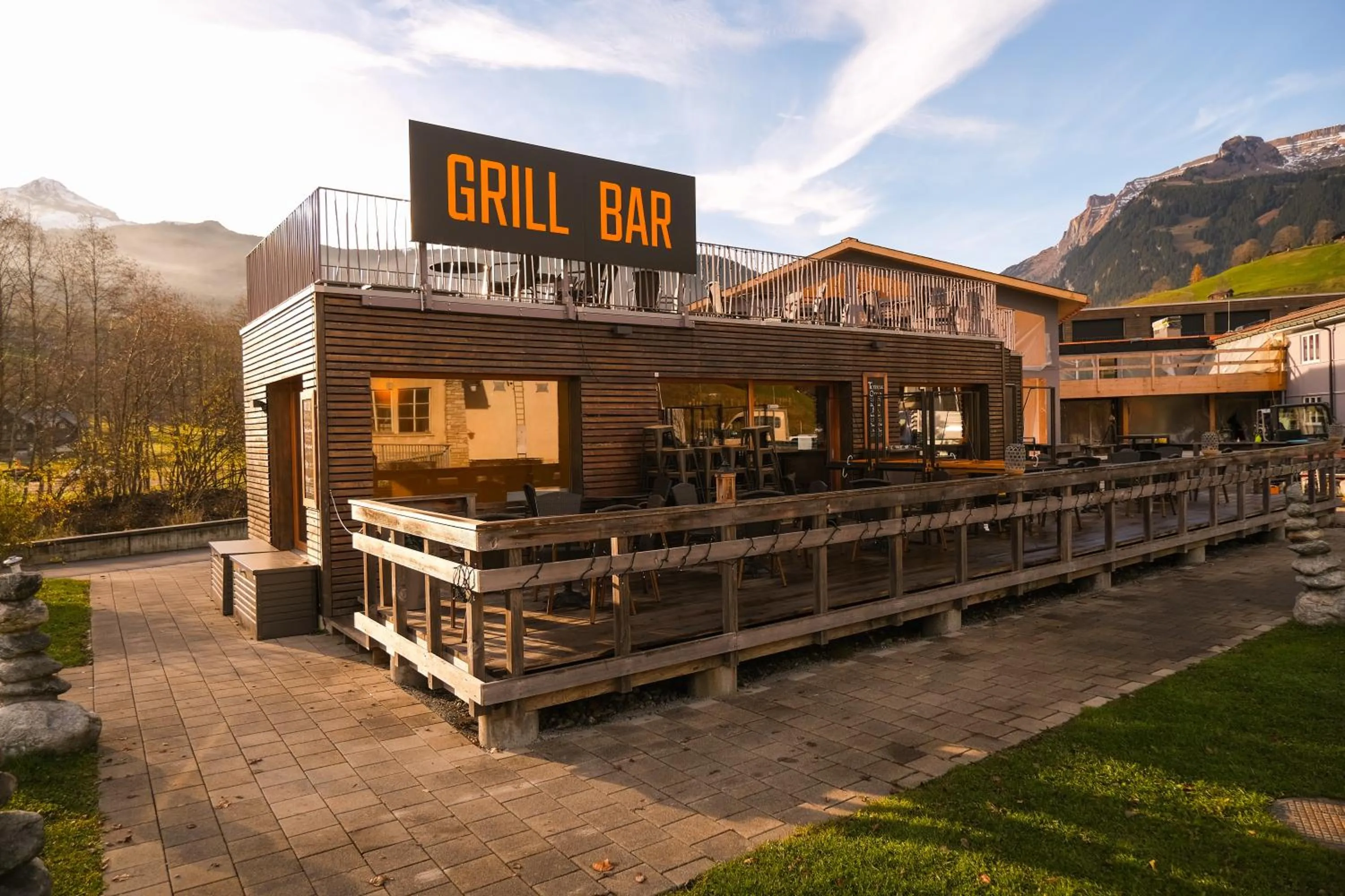 Restaurant/places to eat in Eiger Lodge Chic