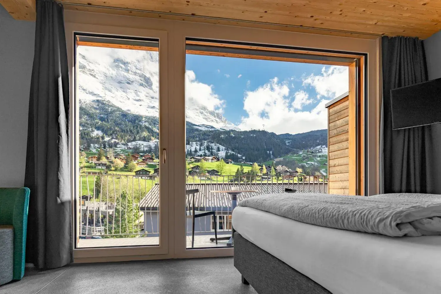 Deluxe Double Room with Balcony in Eiger Lodge Chic Deluxe Double Room with Balcony in Eiger Lodge Chic