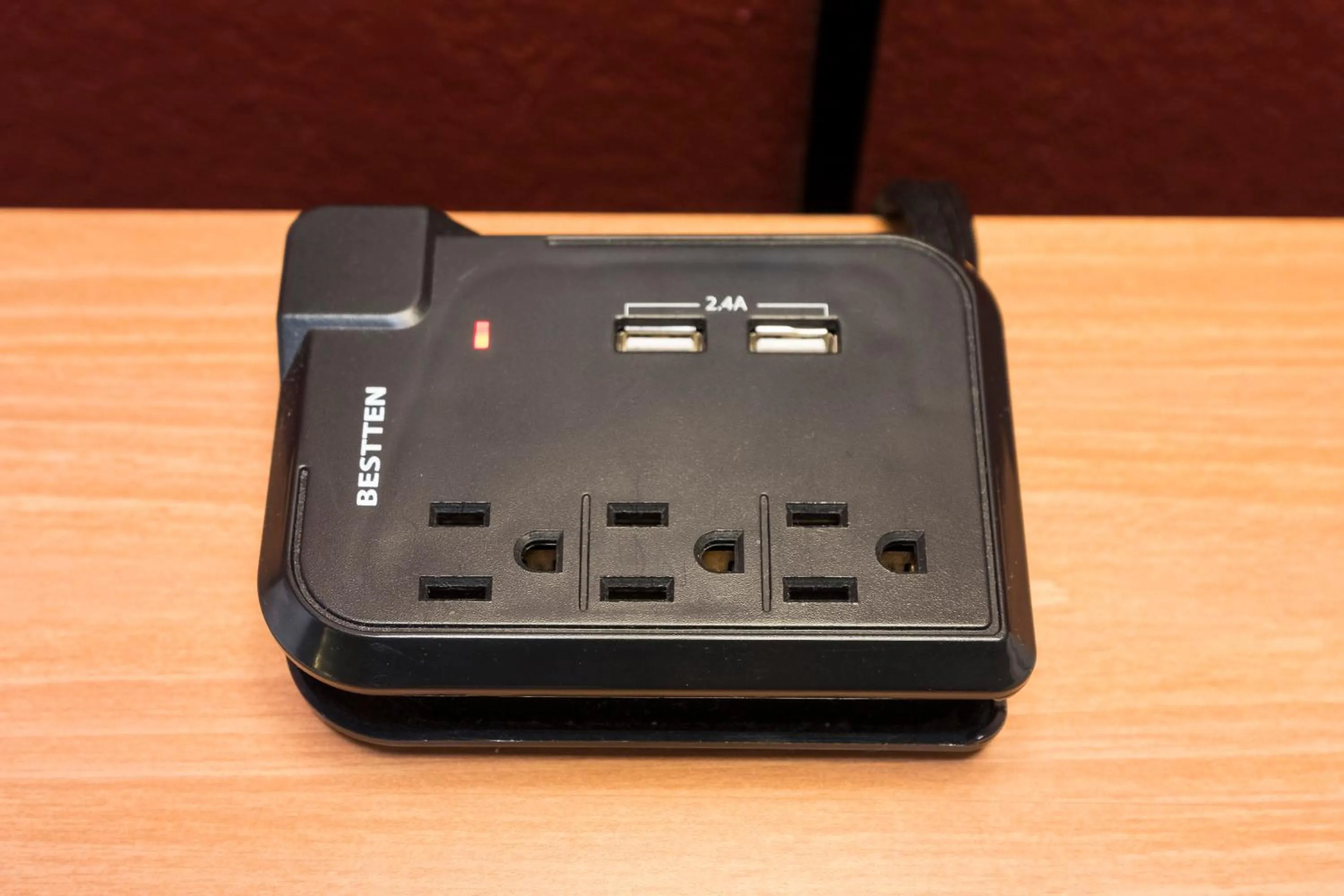 Photo of the whole room in Red Roof Inn & Suites Stafford, VA