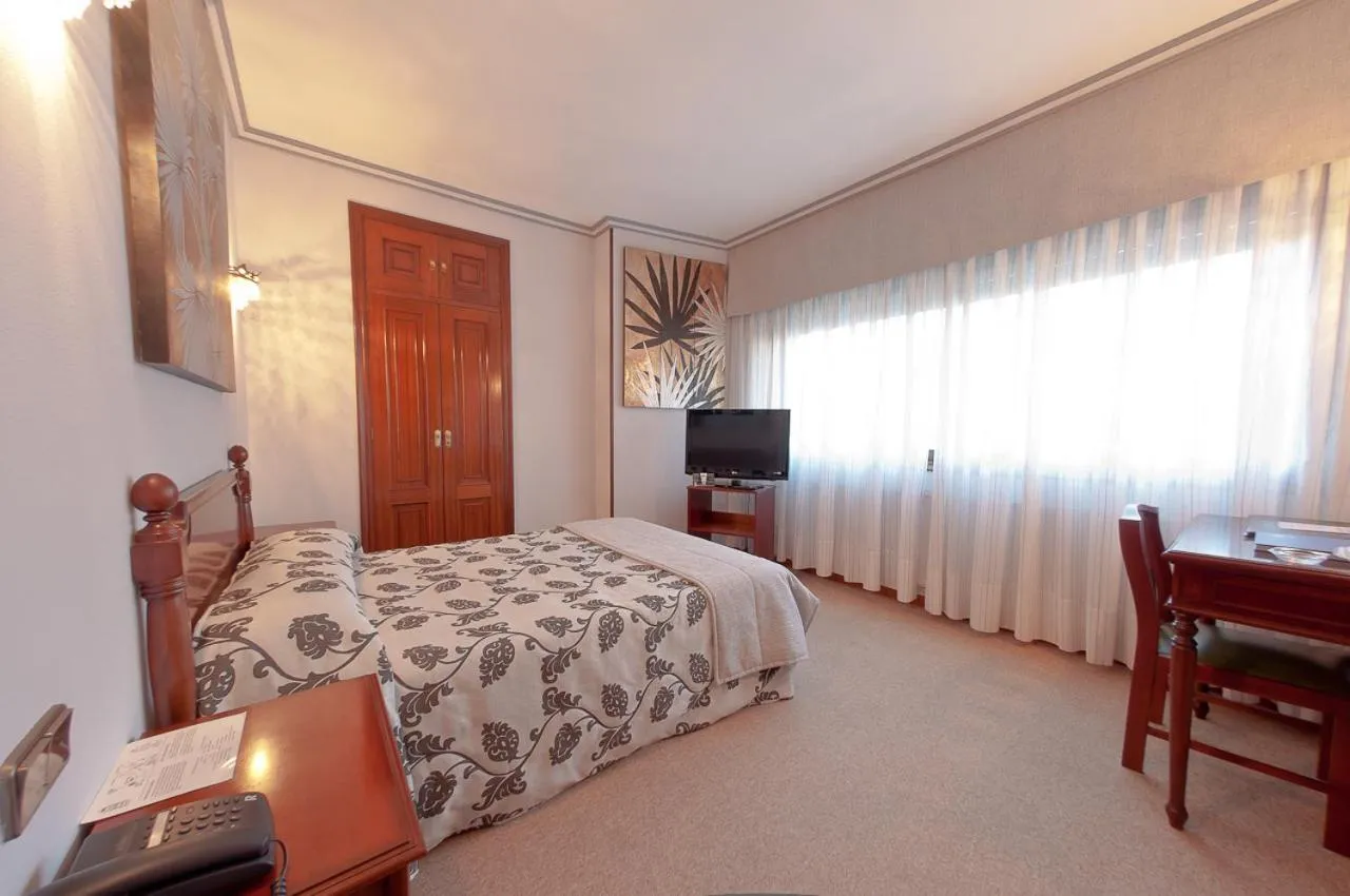 Photo of the whole room, Bed in Hotel Don Pepe