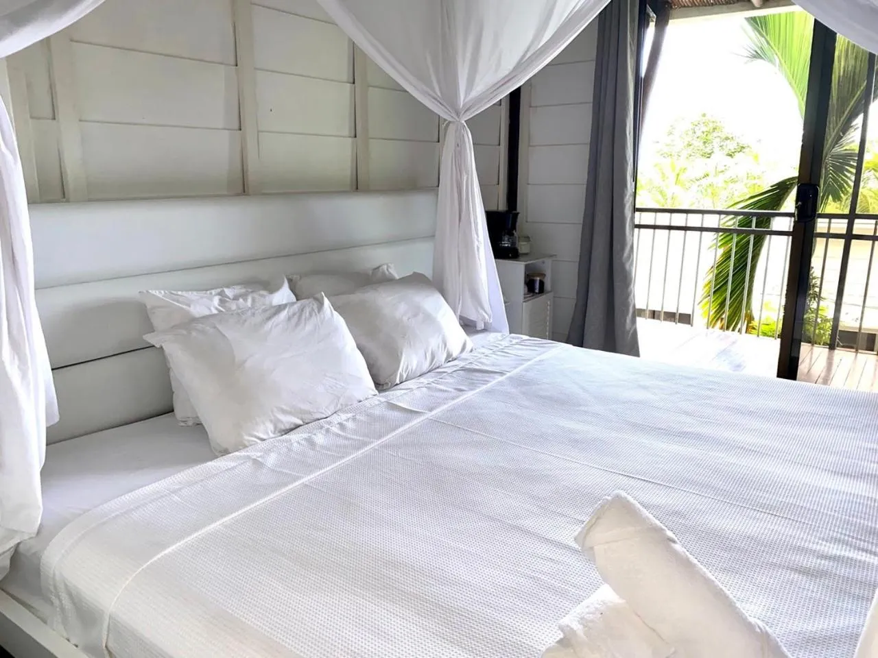 Bed in Ballena Dorada Lodge
