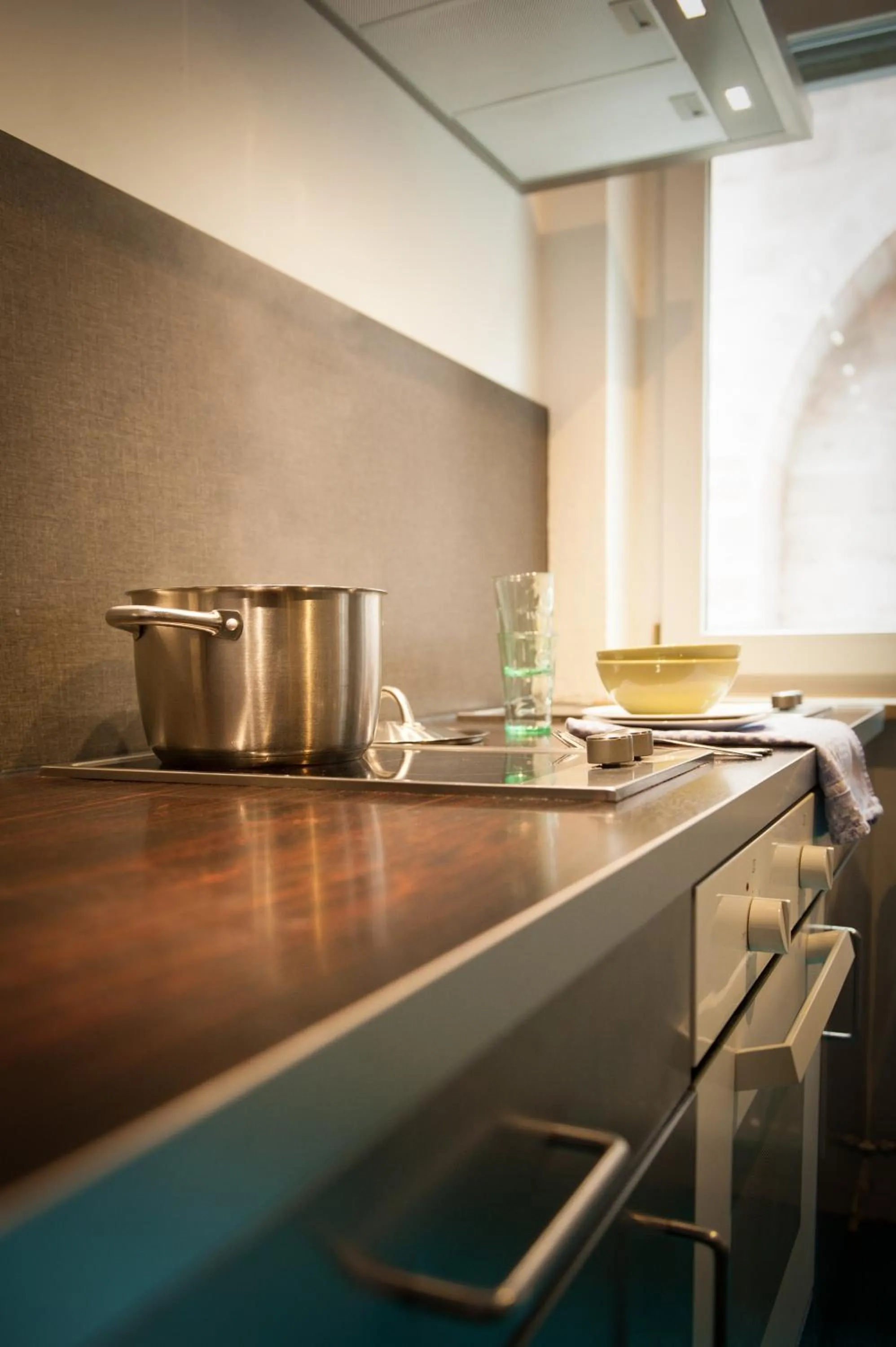 Communal kitchen in Five Reasons Hostel & Hotel