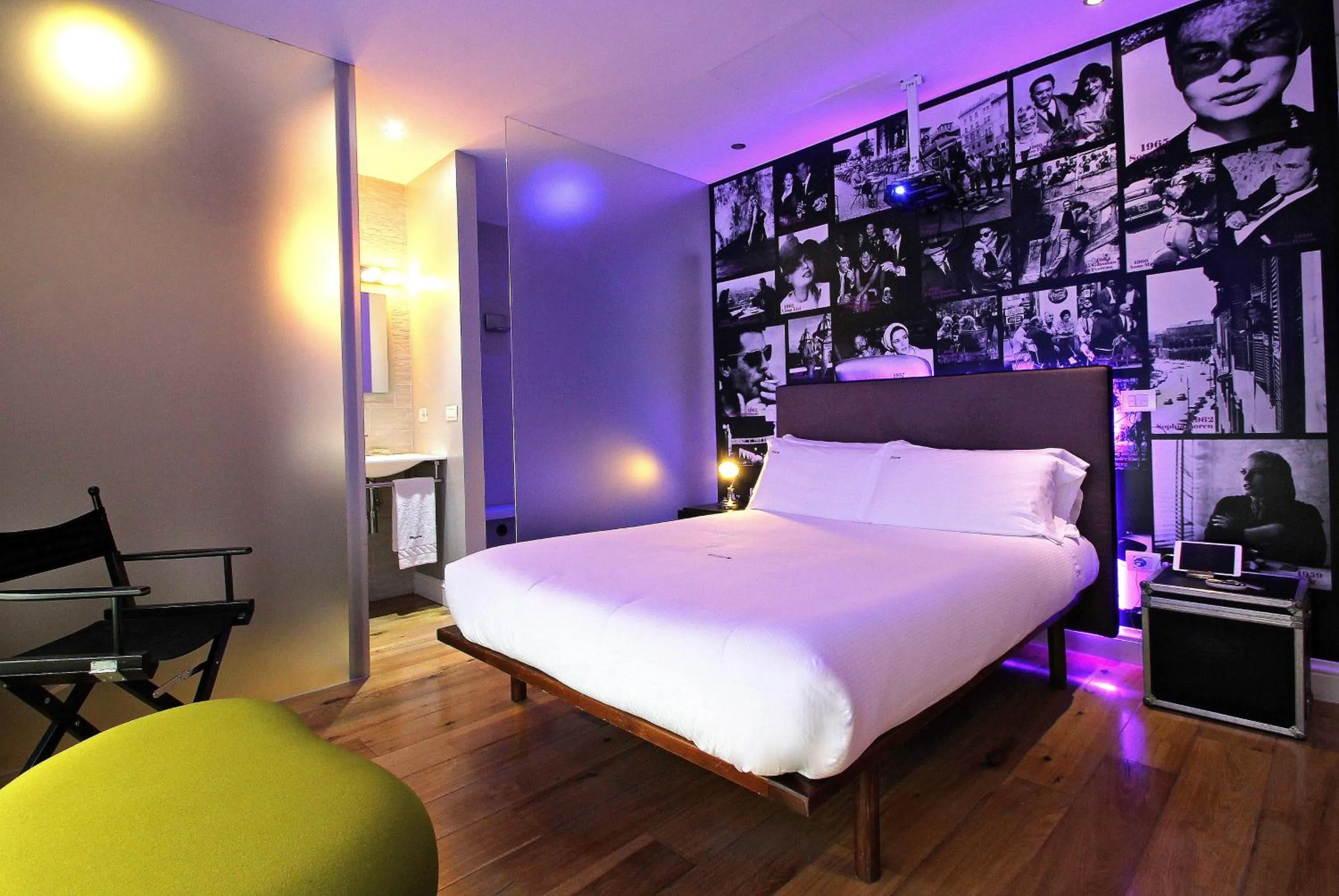 Photo of the whole room, Bed in Wrooms Guest House