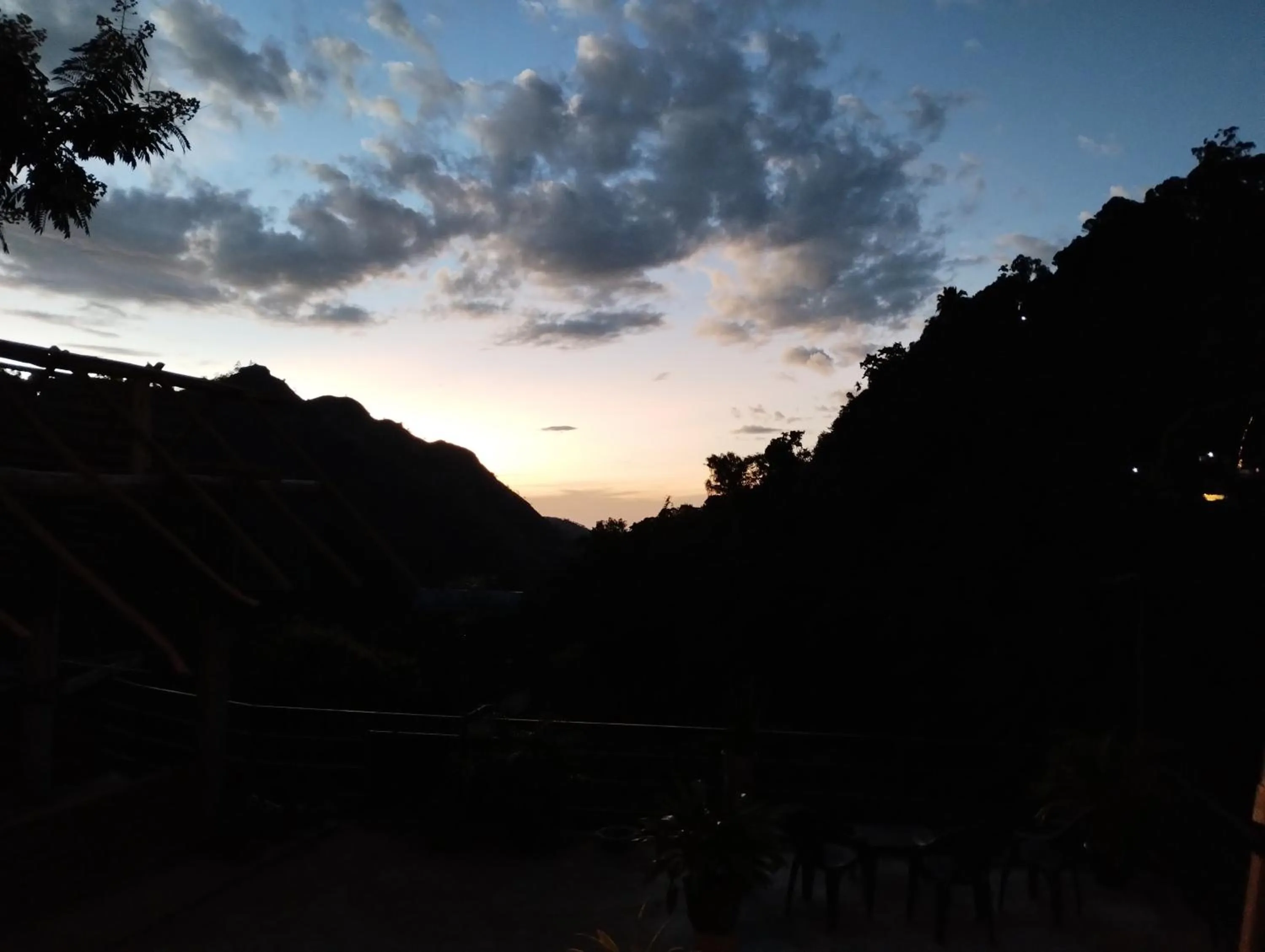 Ella Lucky Panoramic