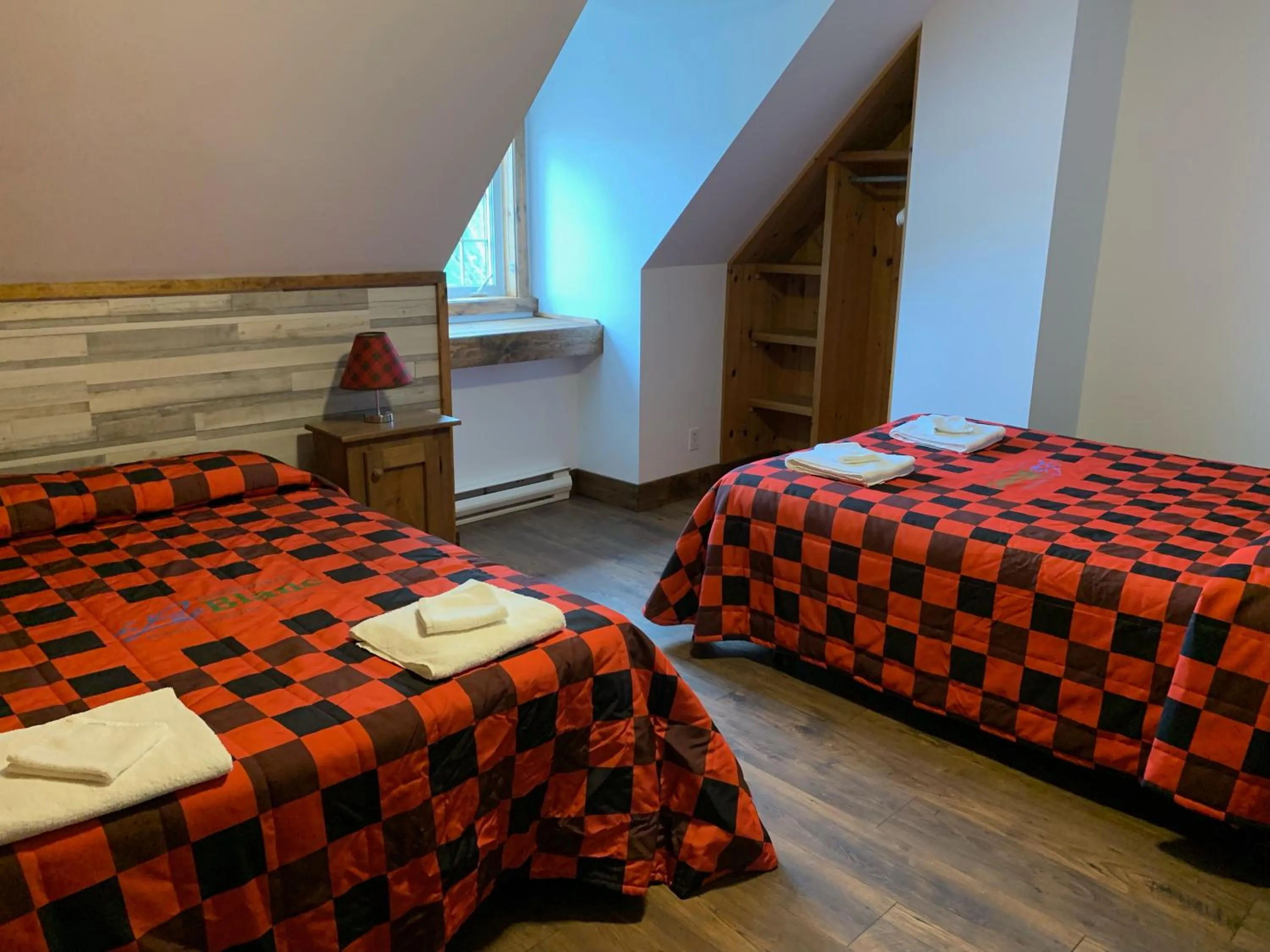 Bed in Pourvoirie du Lac Blanc